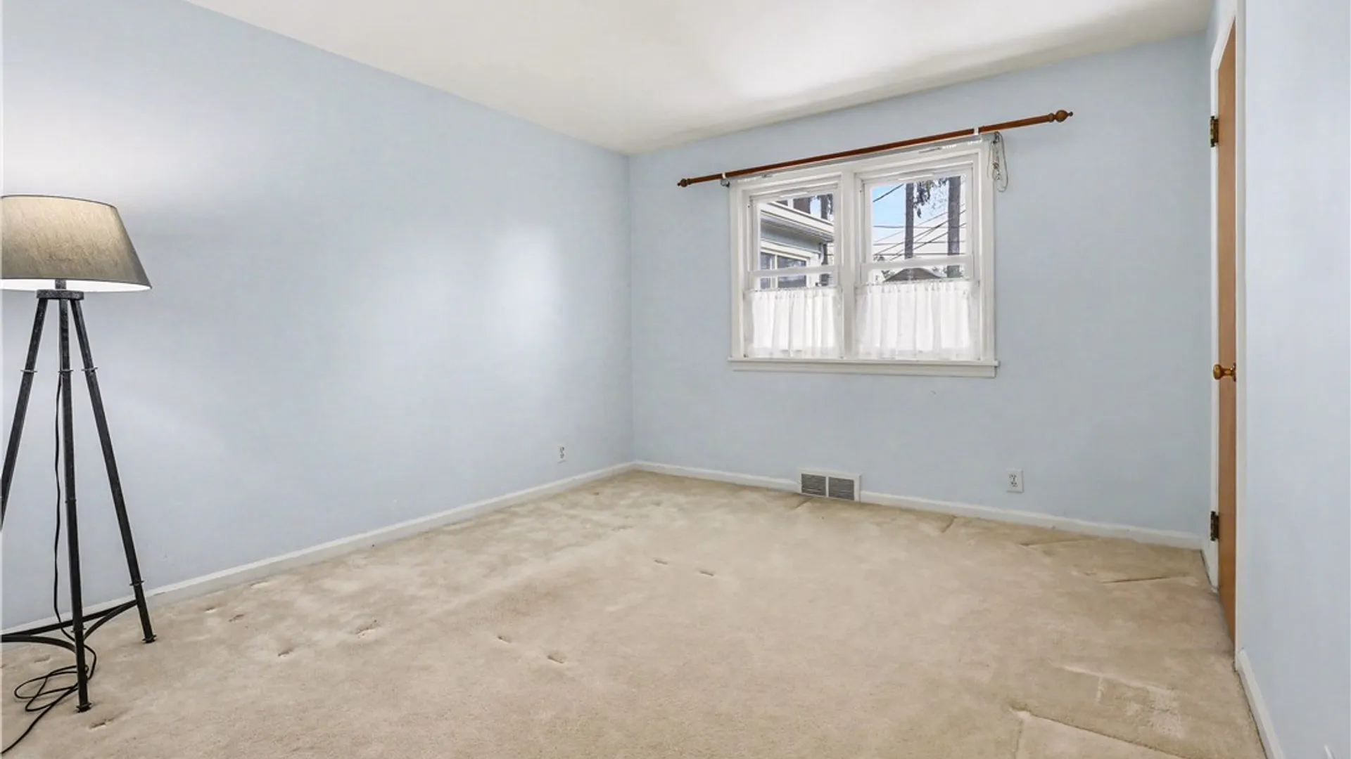 Property at 507 Beechwood Drive, East Rochester, NY 14445 24