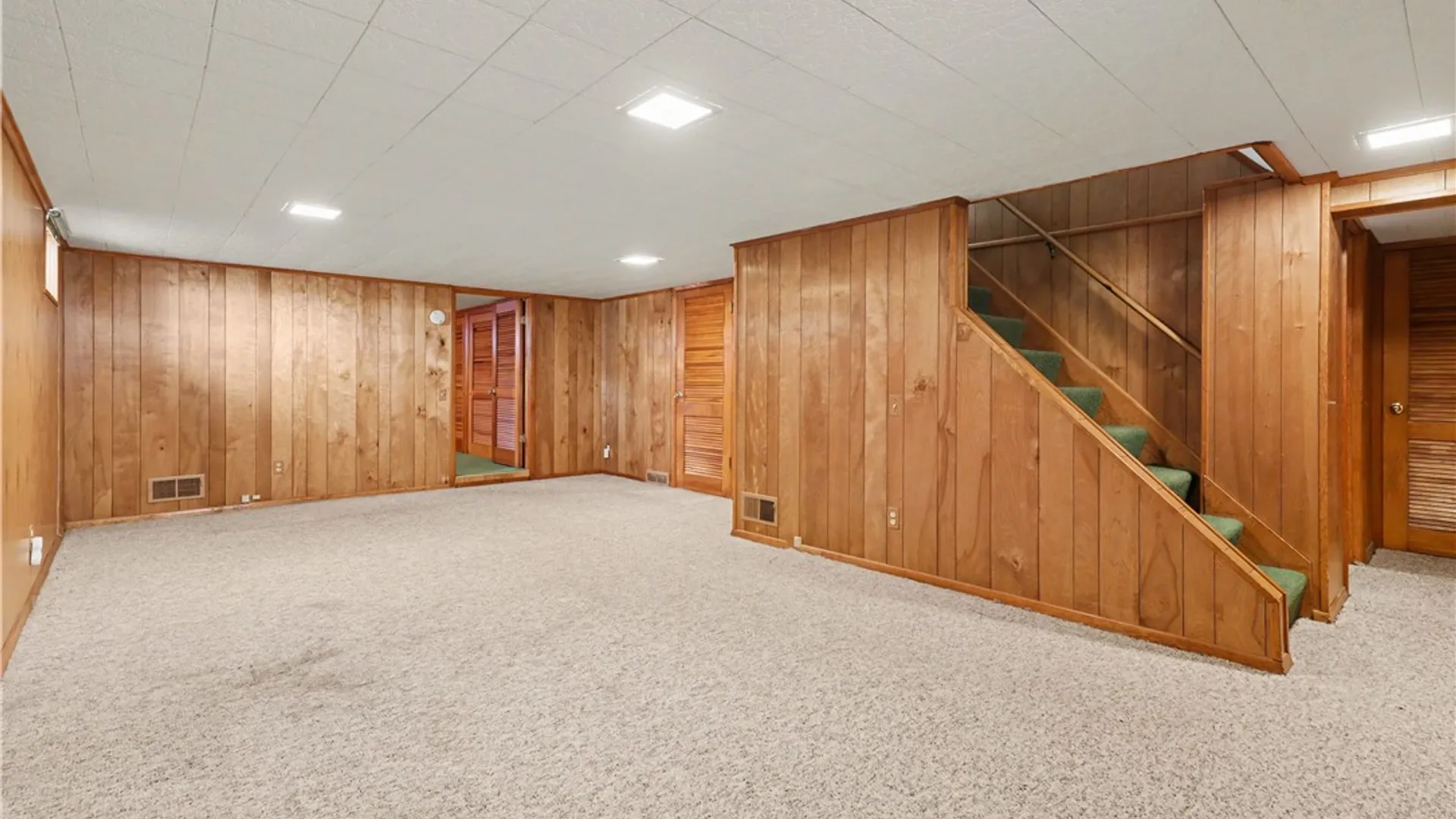 Property at 507 Beechwood Drive, East Rochester, NY 14445 28