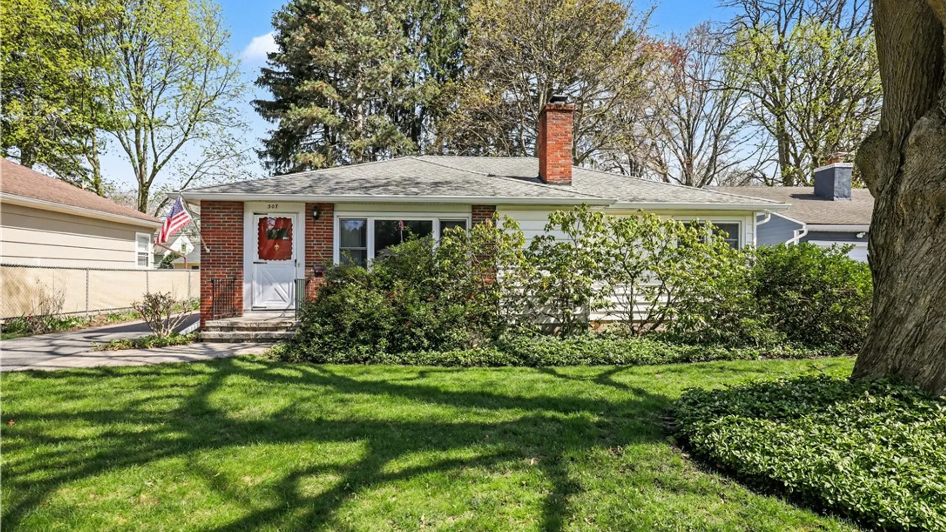 Property at 507 Beechwood Drive, East Rochester, NY 14445 4