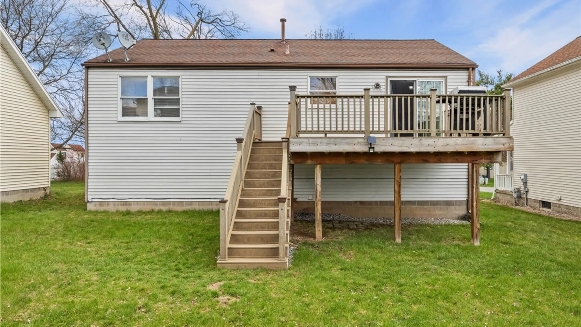 Property at 7 Shadbush, Henrietta, NY 14586 25