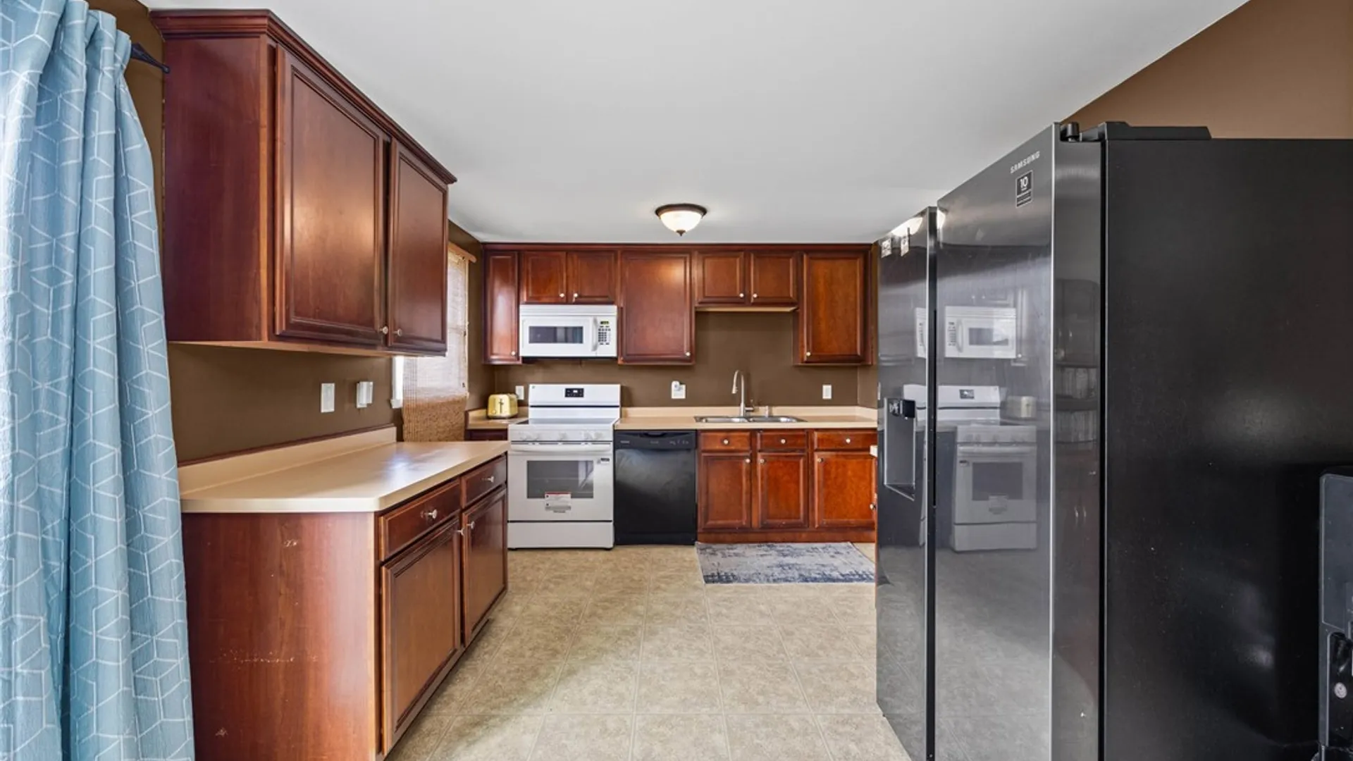 Property at 7 Shadbush, Henrietta, NY 14586 6