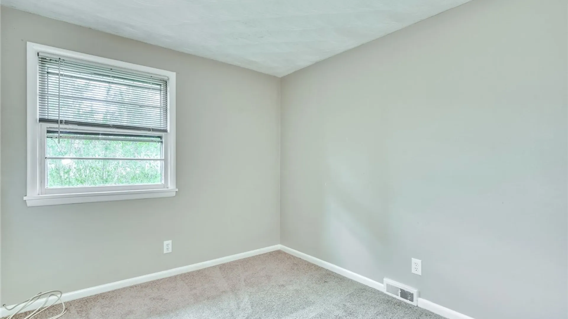 Property at 31 Appian Drive, Gates, NY 14606 23
