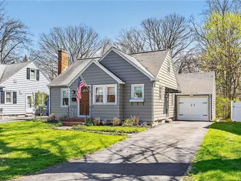 319 Forgham Road, Greece, NY 14616