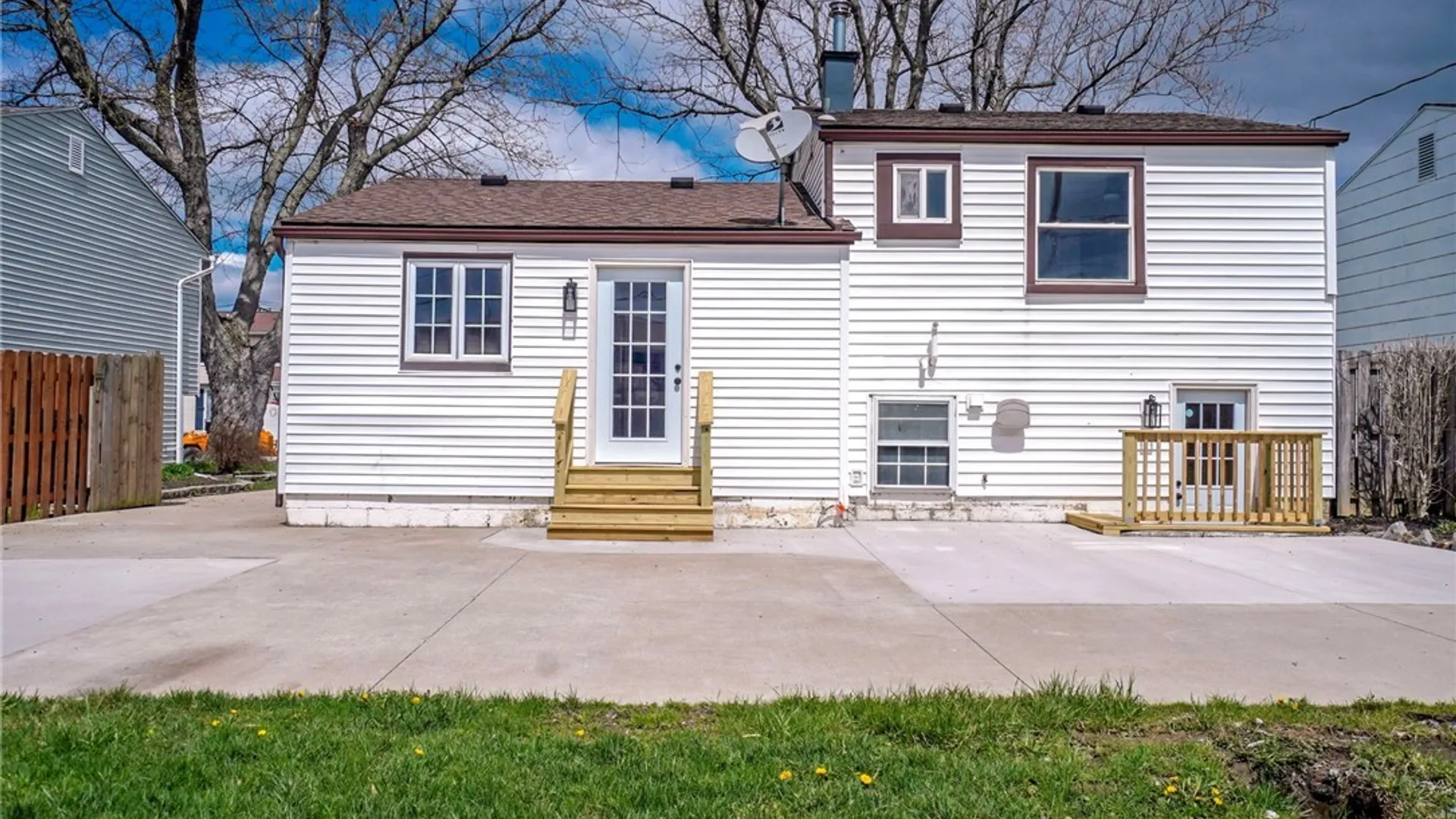 Property at 107 Le Havre Drive, Cheektowaga, NY 14227 41