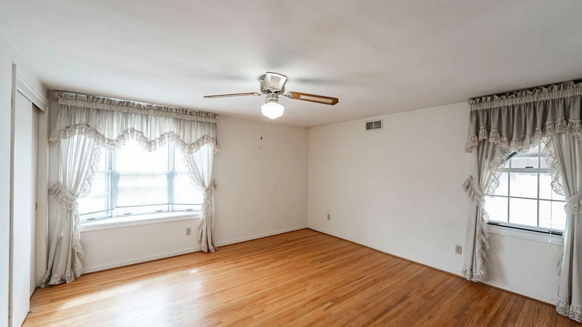 Property at 241 Dexter, Tonawanda, NY 14150 19