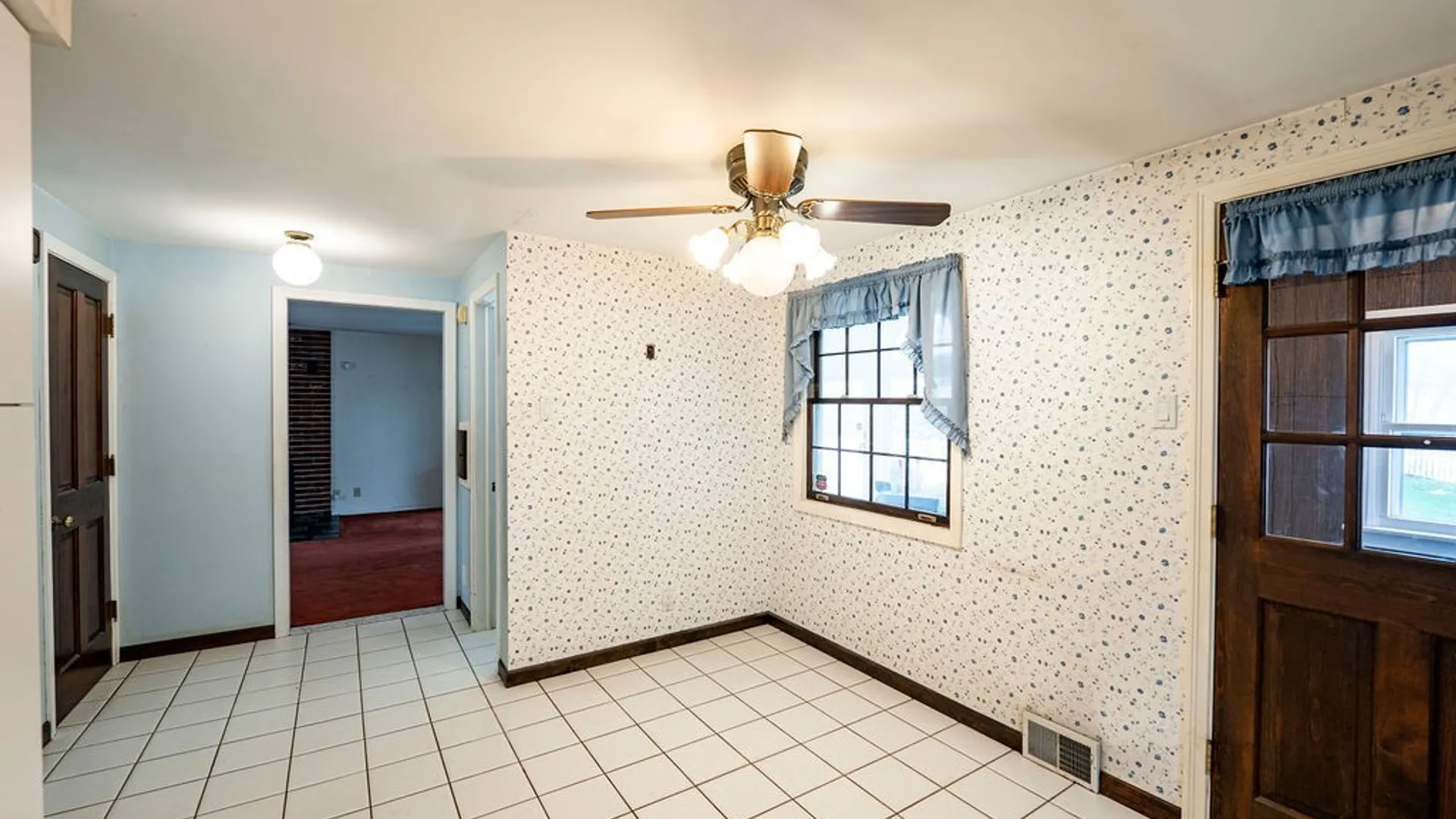 Property at 241 Dexter, Tonawanda, NY 14150 5