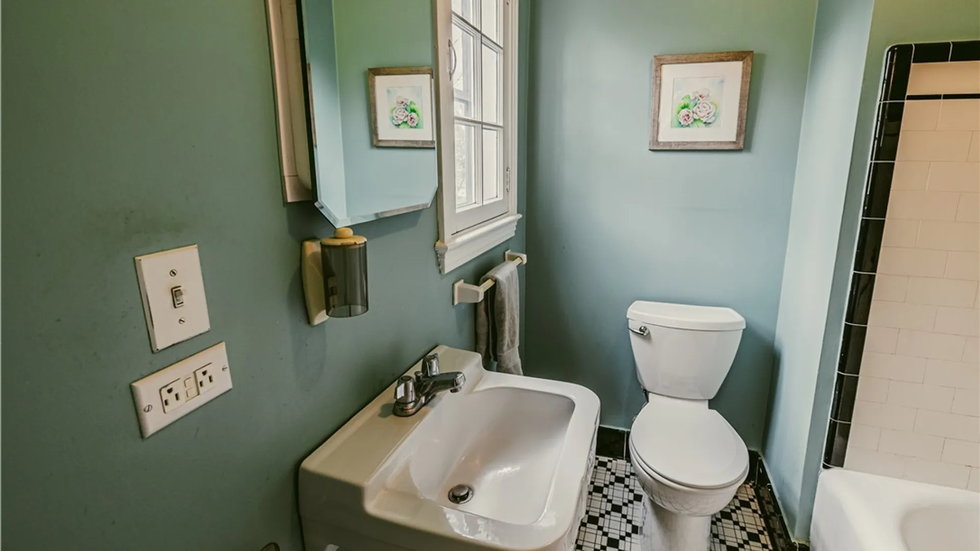 Property at 296 Troy Road, Brighton, NY 14618 14