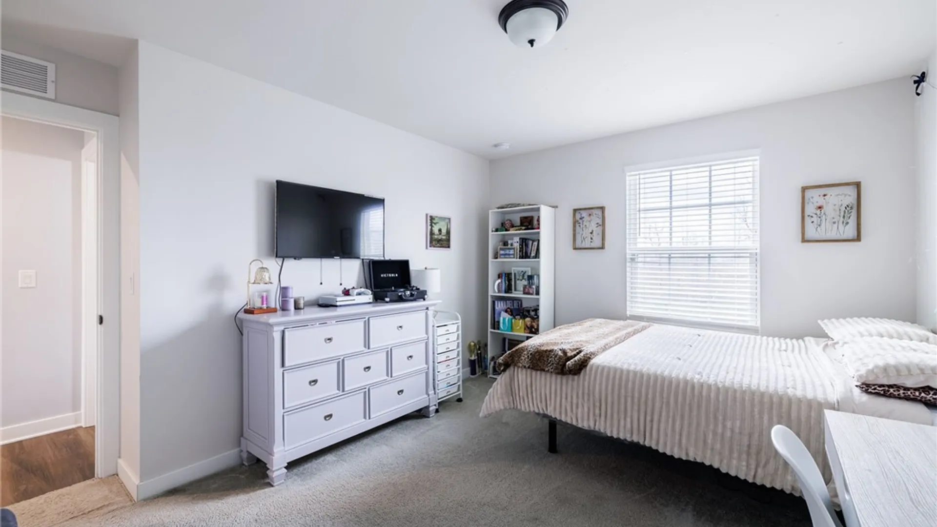 Property at 1816 Halesworth Lane, Webster, NY 14519 37