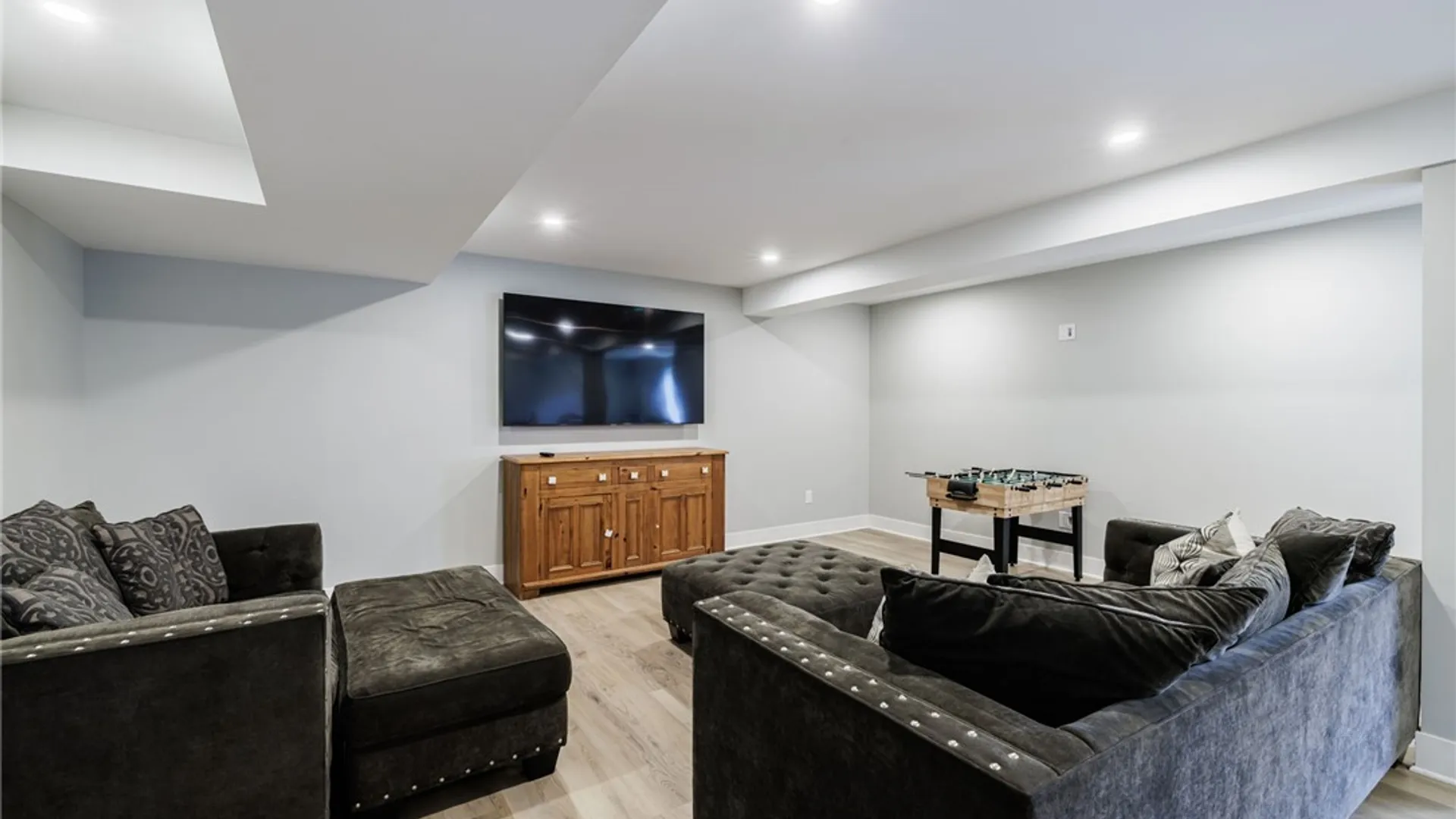 Property at 1816 Halesworth Lane, Webster, NY 14519 43