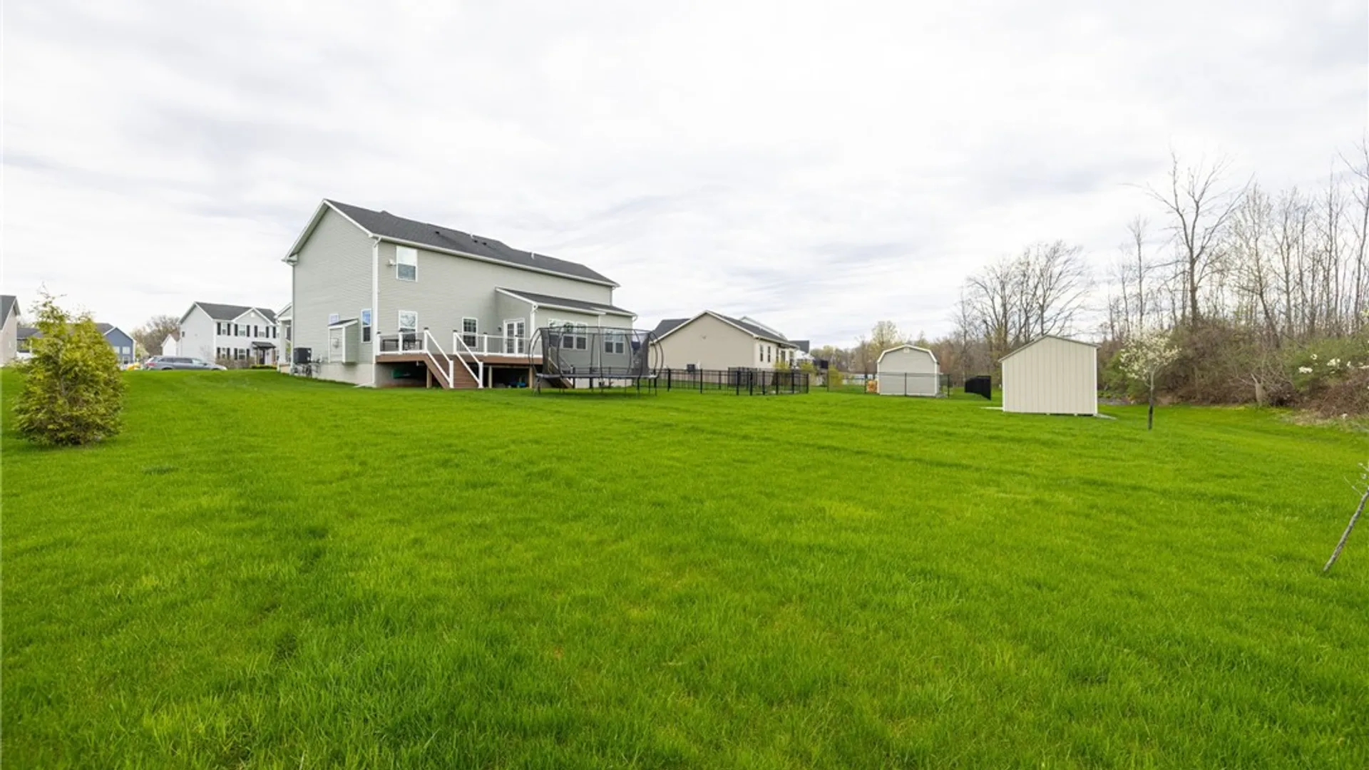 Property at 1816 Halesworth Lane, Webster, NY 14519 45