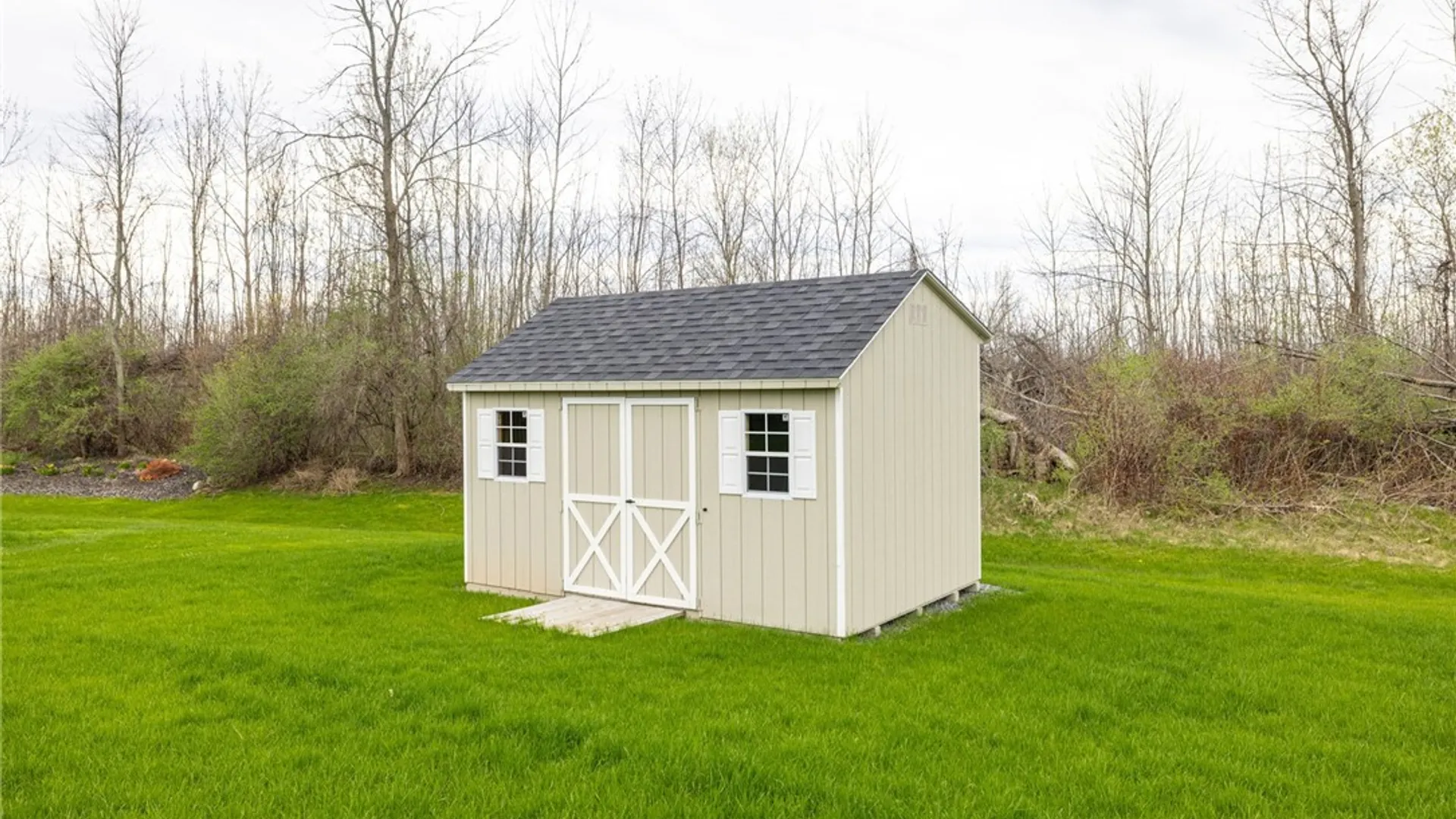 Property at 1816 Halesworth Lane, Webster, NY 14519 48