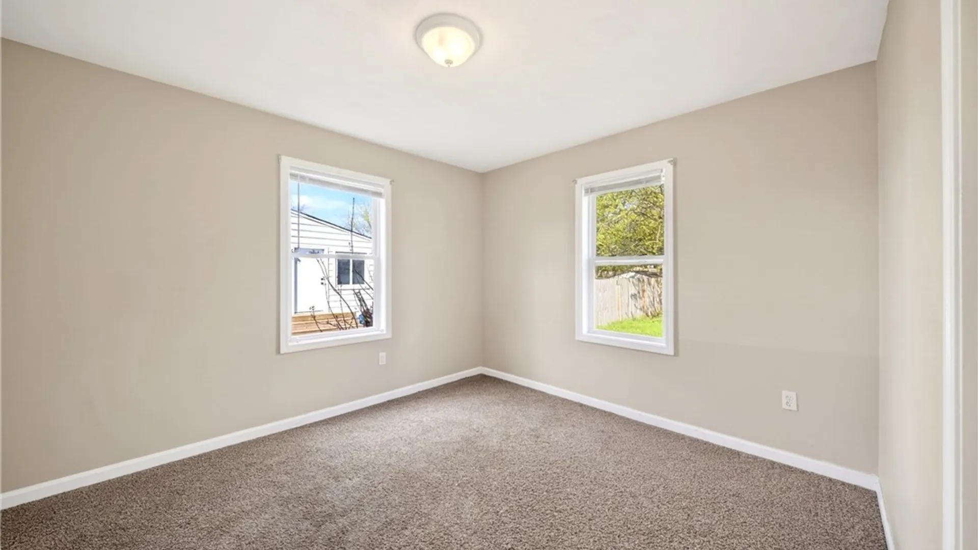 Property at 314 Russell Avenue, Salina, NY 13088 11