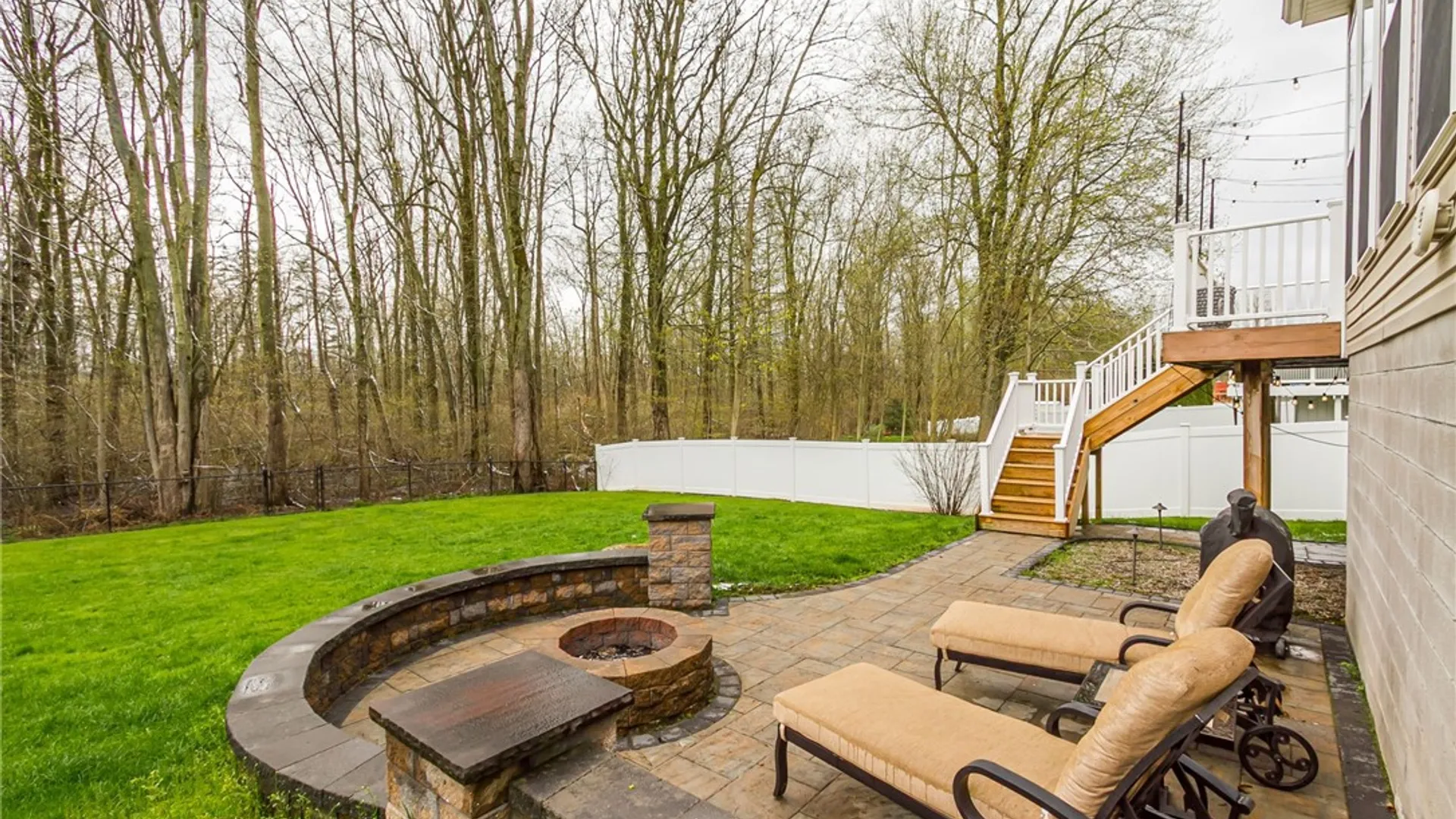 Property at 33 Chadwick Manor, Perinton, NY 14450 30