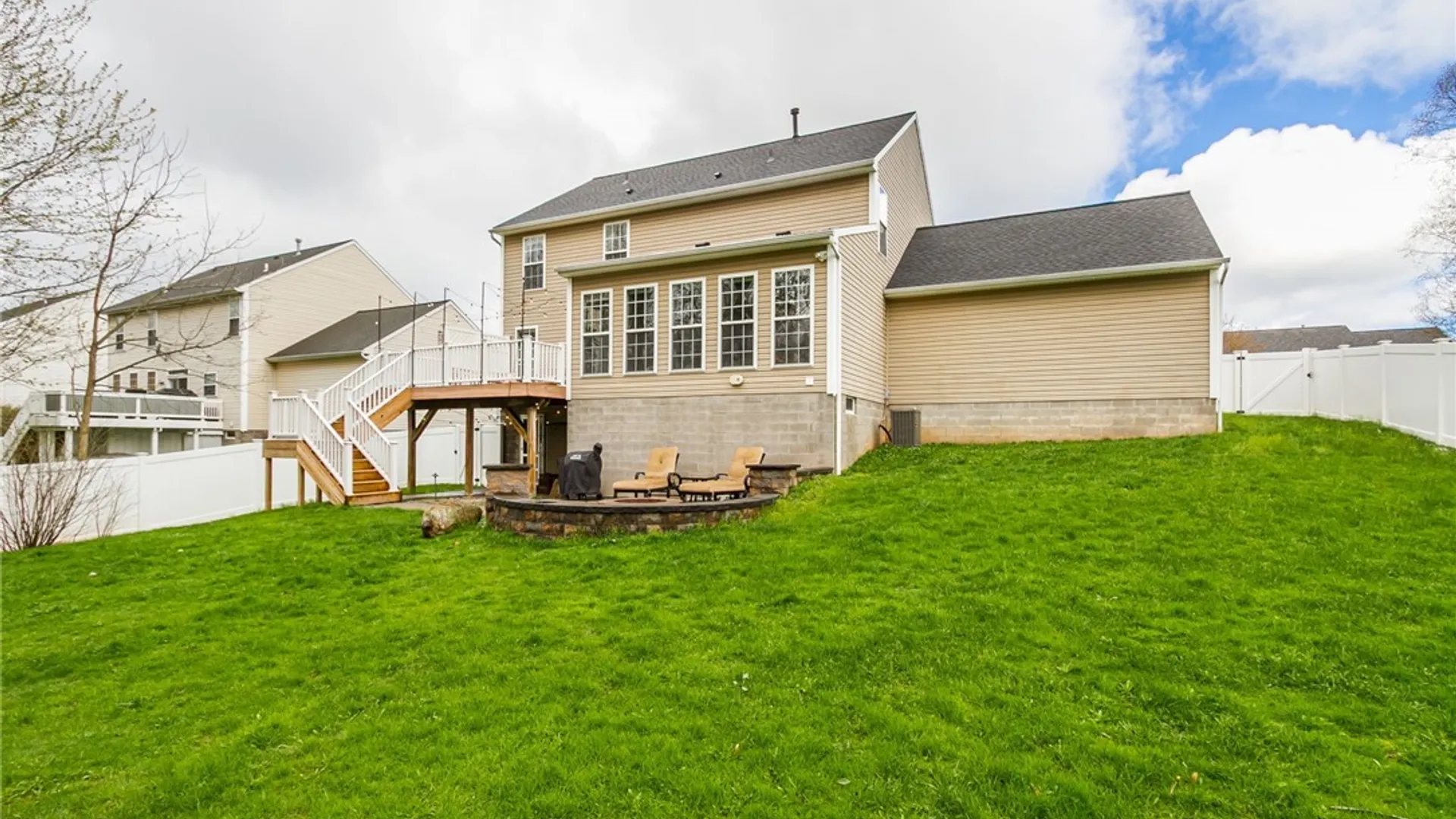 Property at 33 Chadwick Manor, Perinton, NY 14450 31