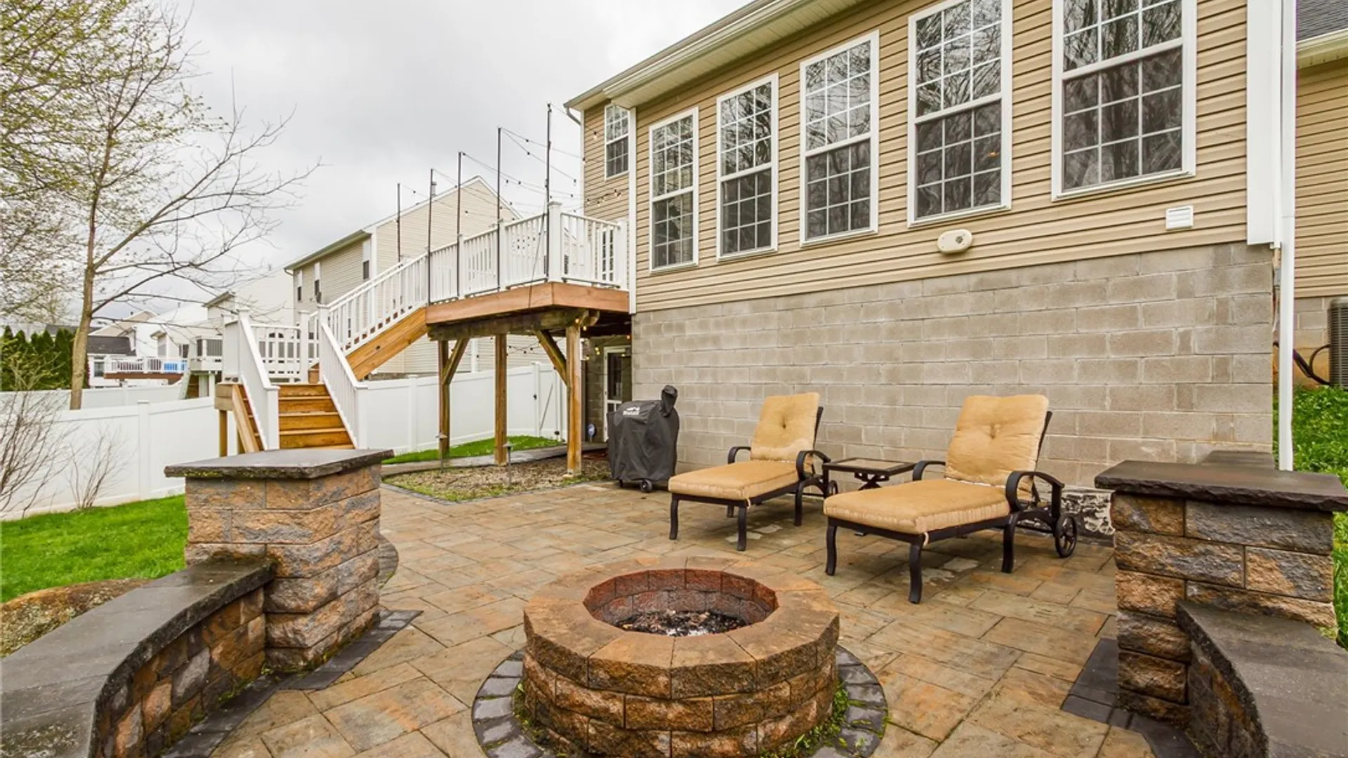 Property at 33 Chadwick Manor, Perinton, NY 14450 32