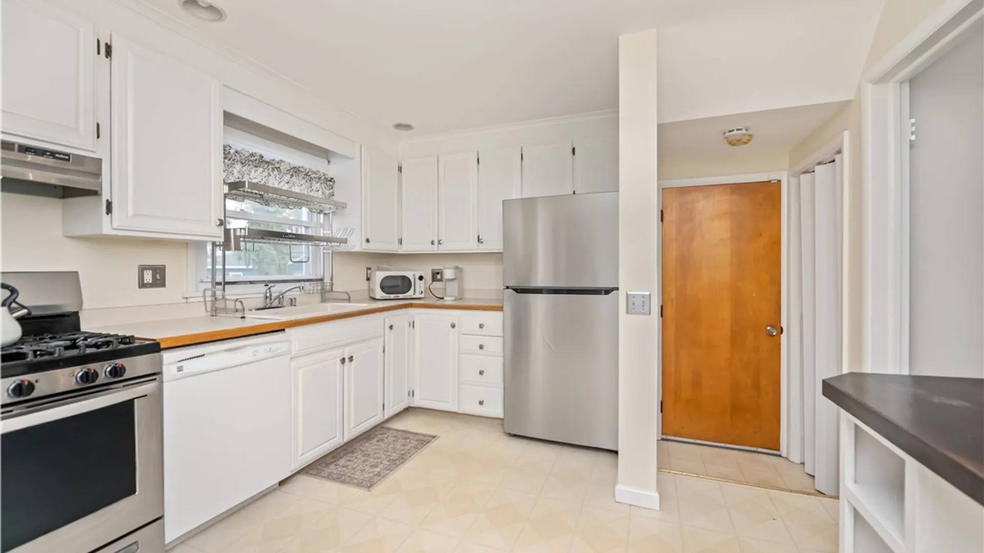 Property at 92 Hilltop Road, Greece, NY 14616 13