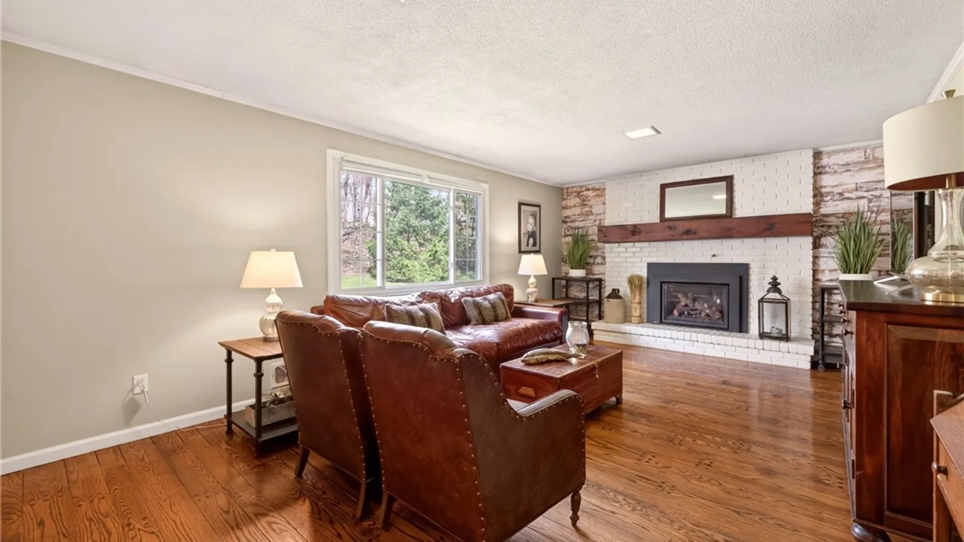 Property at 19 Bretton Woods Drive, Pittsford, NY 14618 22