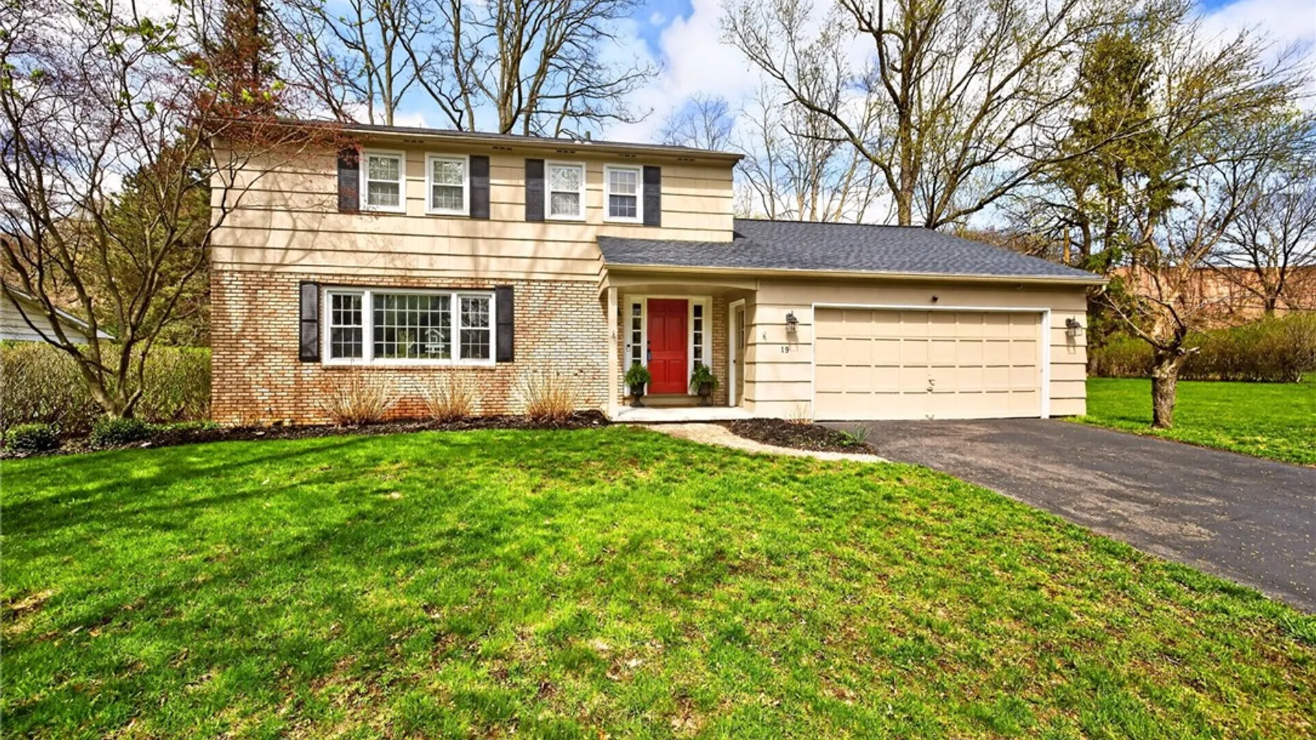 Property at 19 Bretton Woods Drive, Pittsford, NY 14618 3