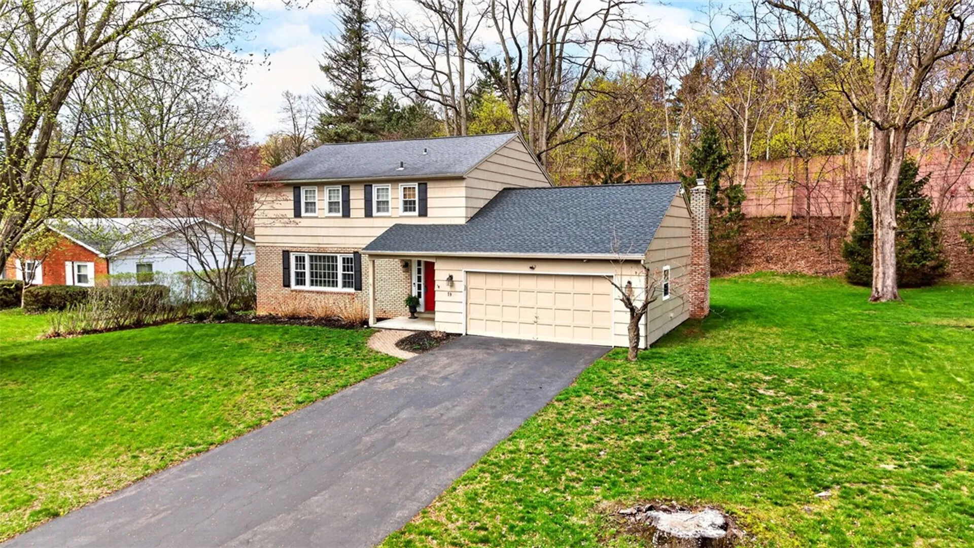 Property at 19 Bretton Woods Drive, Pittsford, NY 14618 36