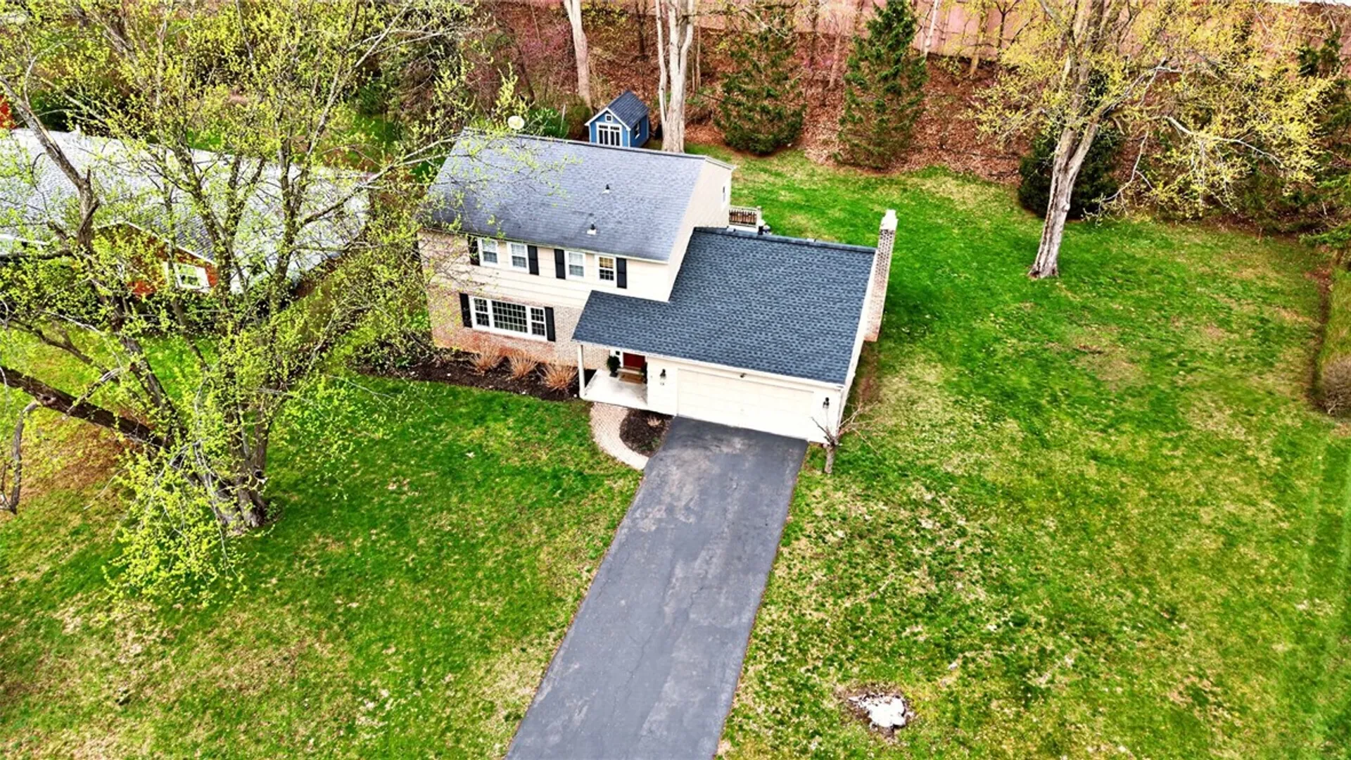 Property at 19 Bretton Woods Drive, Pittsford, NY 14618 38