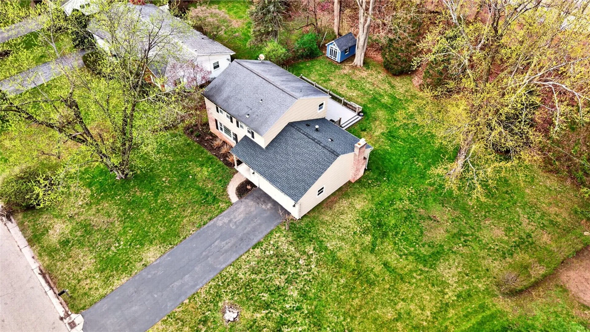 Property at 19 Bretton Woods Drive, Pittsford, NY 14618 40