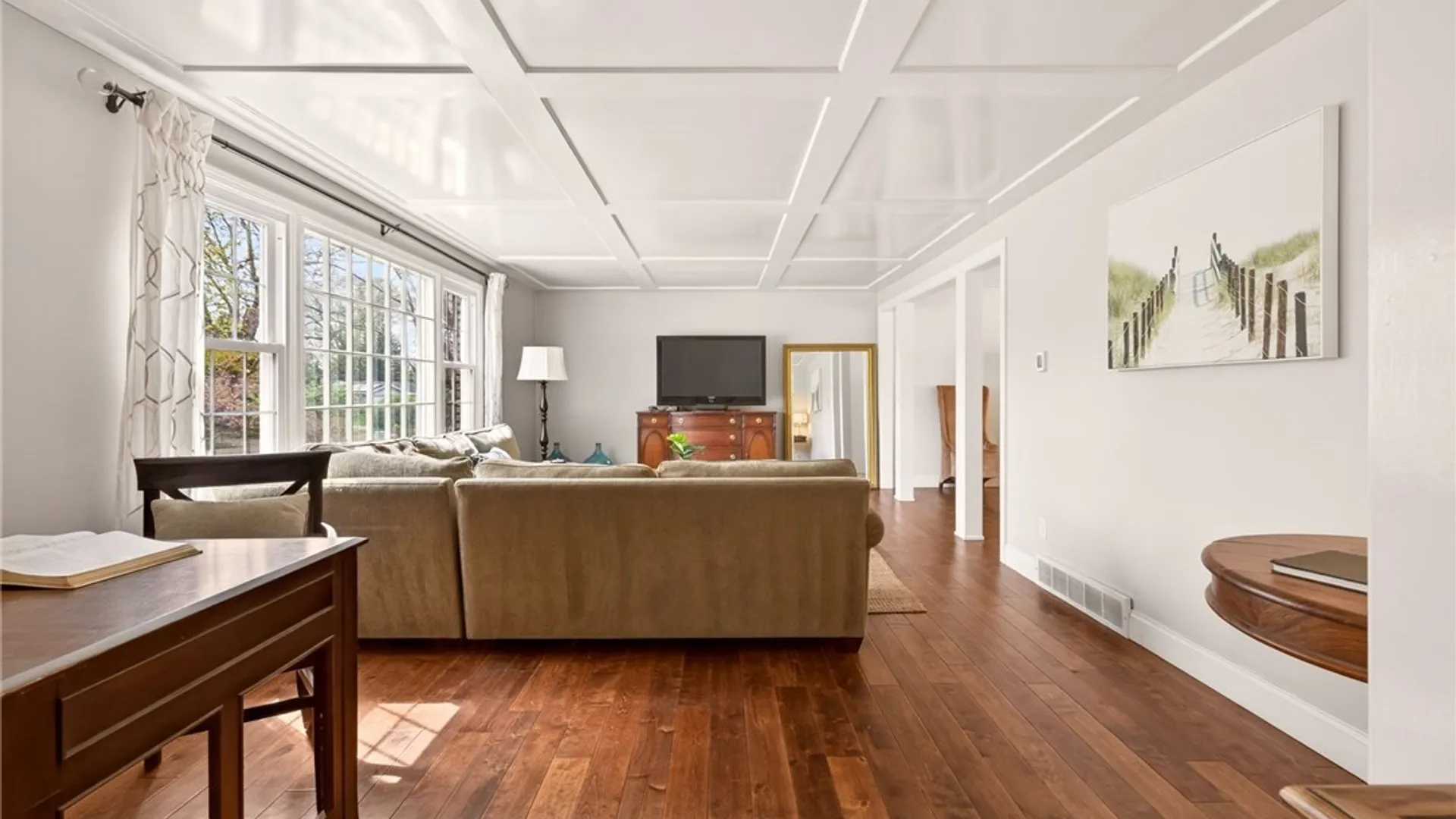 Property at 19 Bretton Woods Drive, Pittsford, NY 14618 7