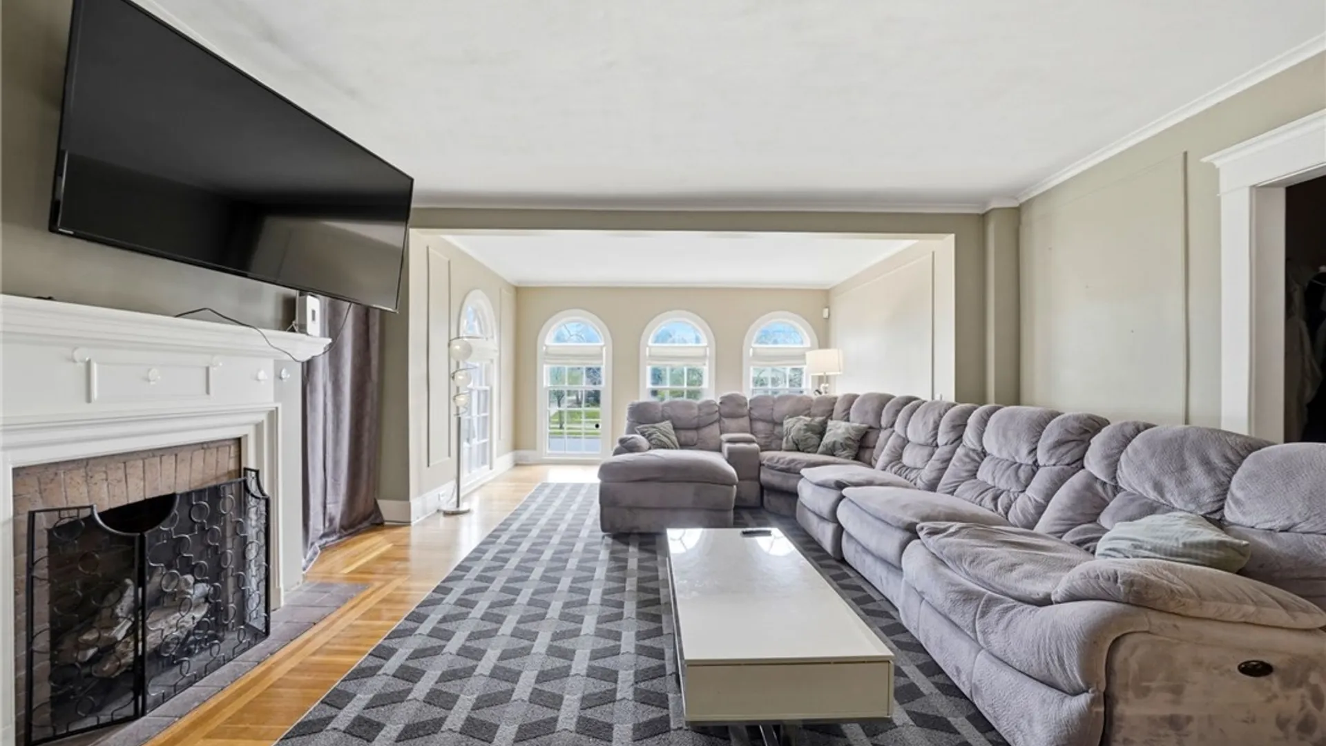 Property at 121 Fordham Drive, Buffalo, NY 14216 6