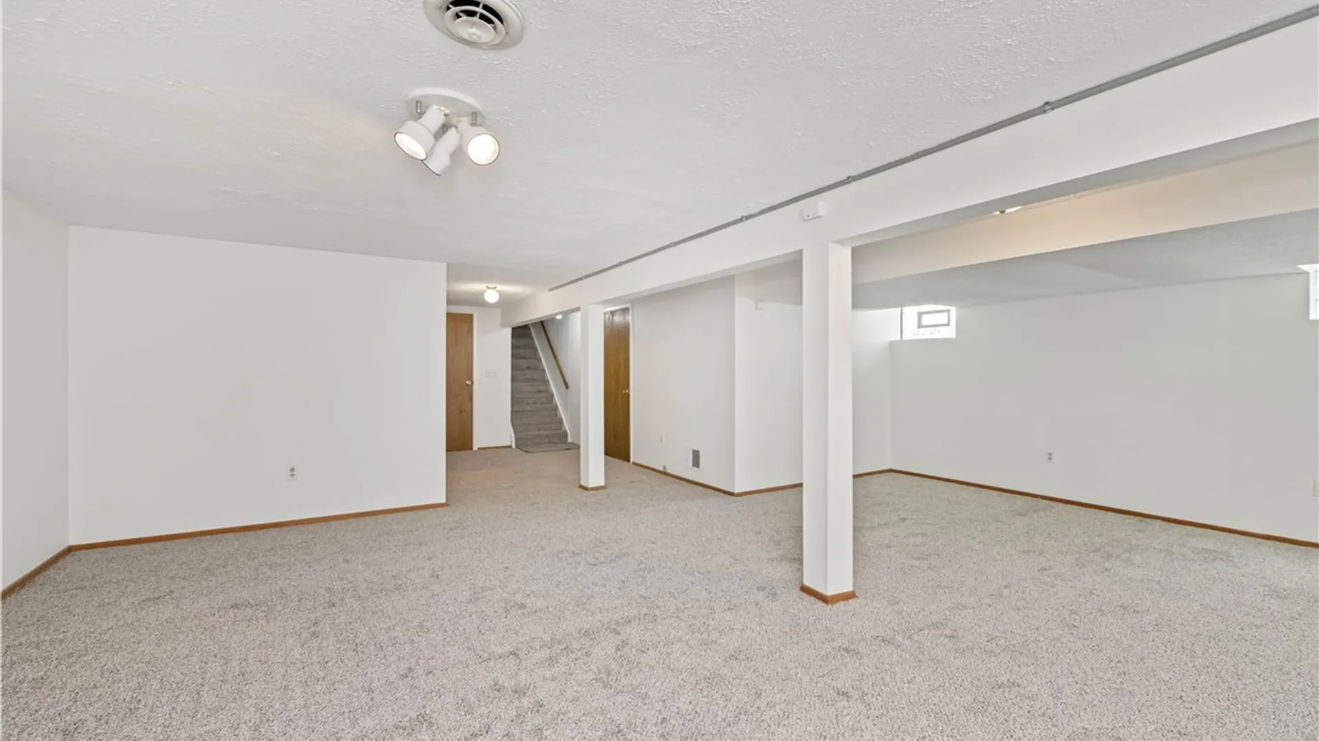 Property at 87 Bru Mar Drive, Gates, NY 14606 24