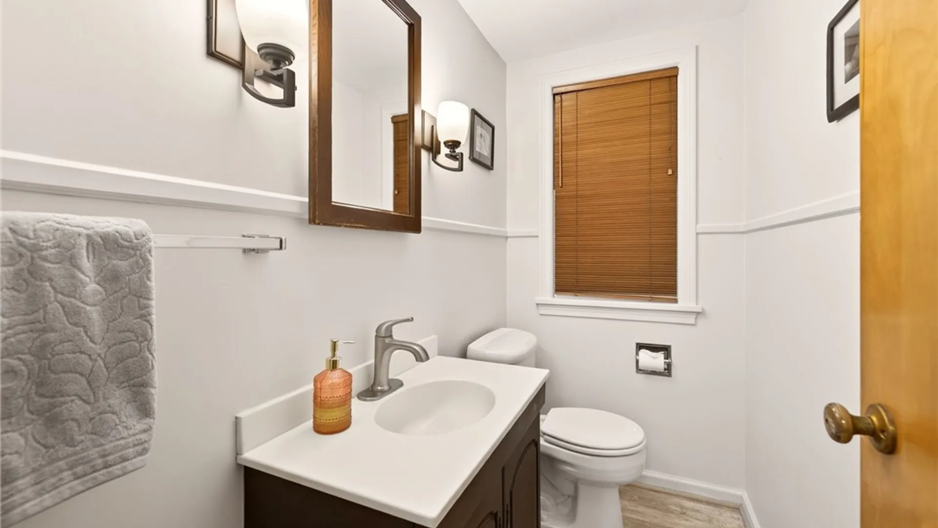 Property at 25 Circle Court, Irondequoit, NY 14617 16