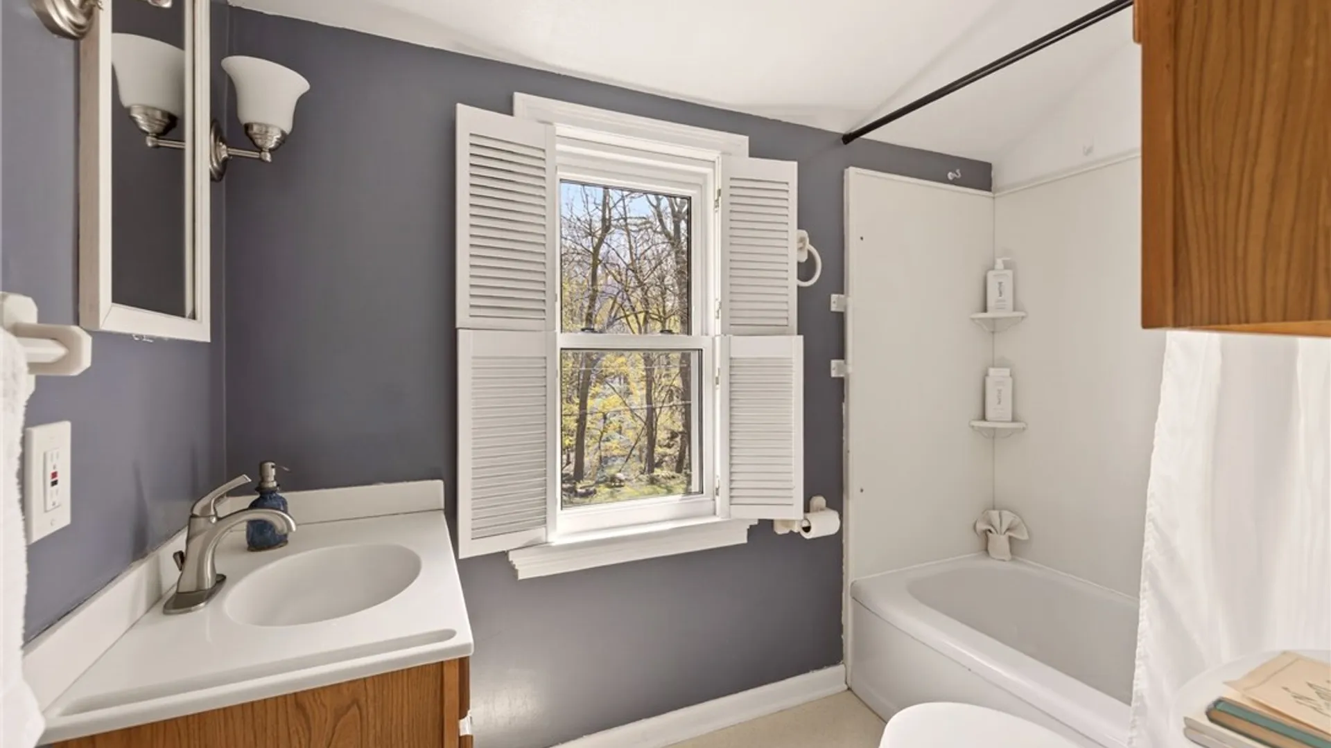 Property at 25 Circle Court, Irondequoit, NY 14617 26