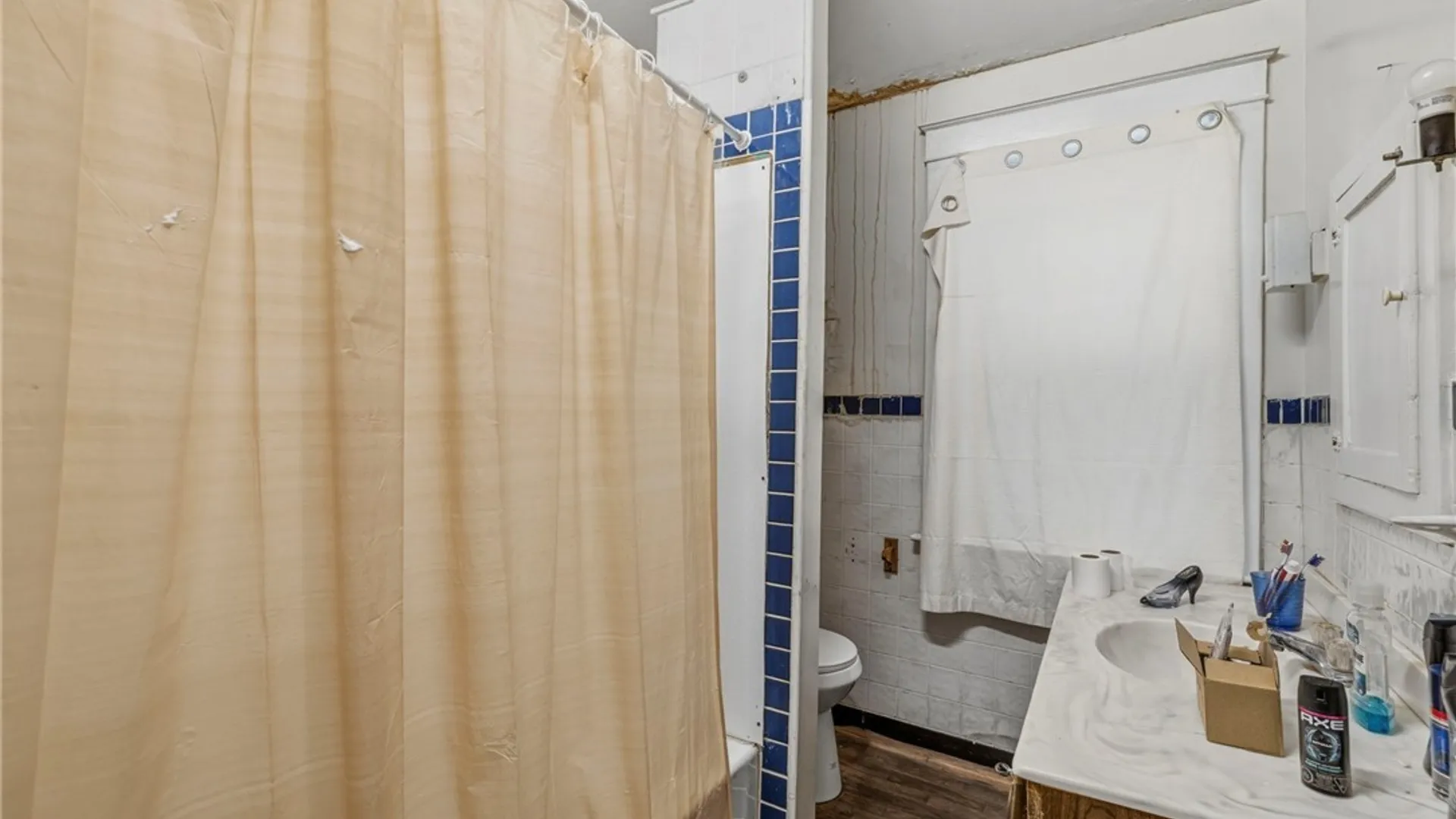 Property at 2000 La Salle Avenue, Niagara Falls, NY 14301 16