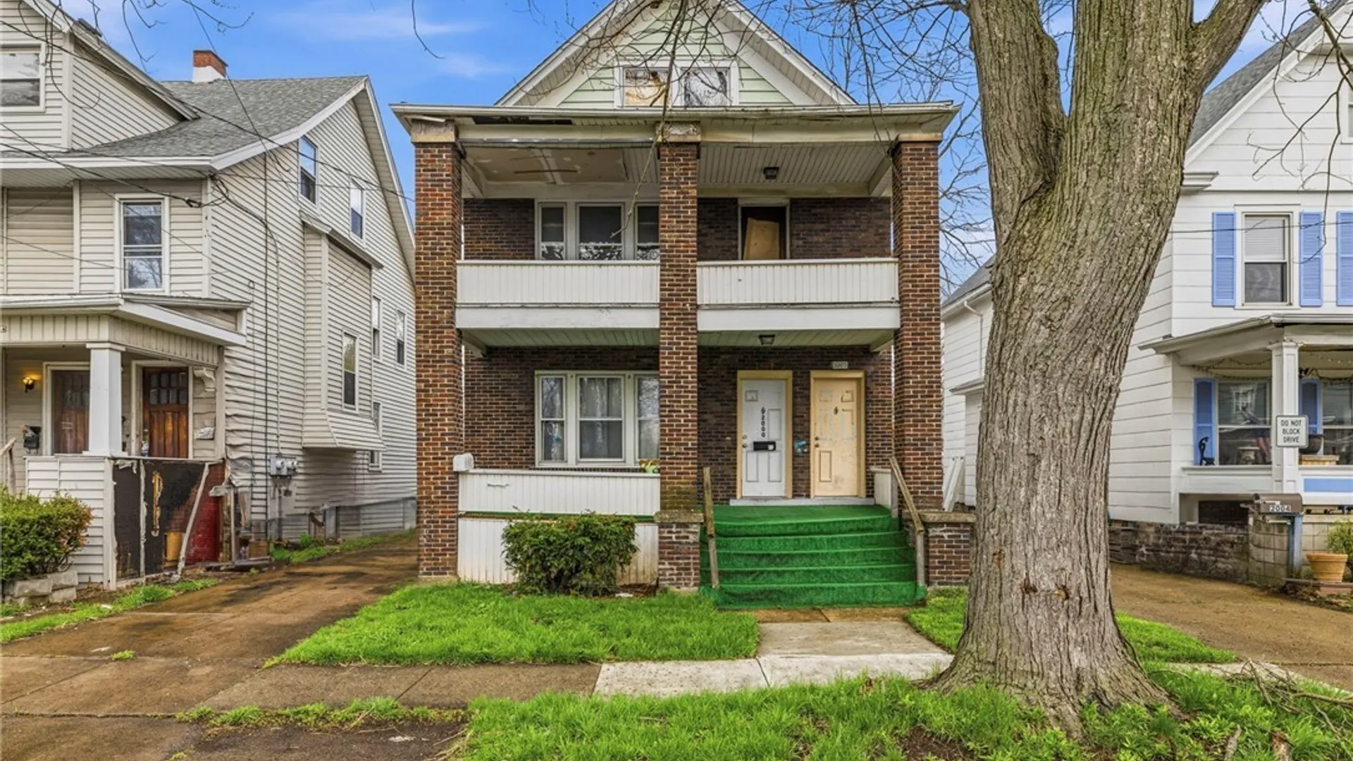 Property at 2000 La Salle Avenue, Niagara Falls, NY 14301 2