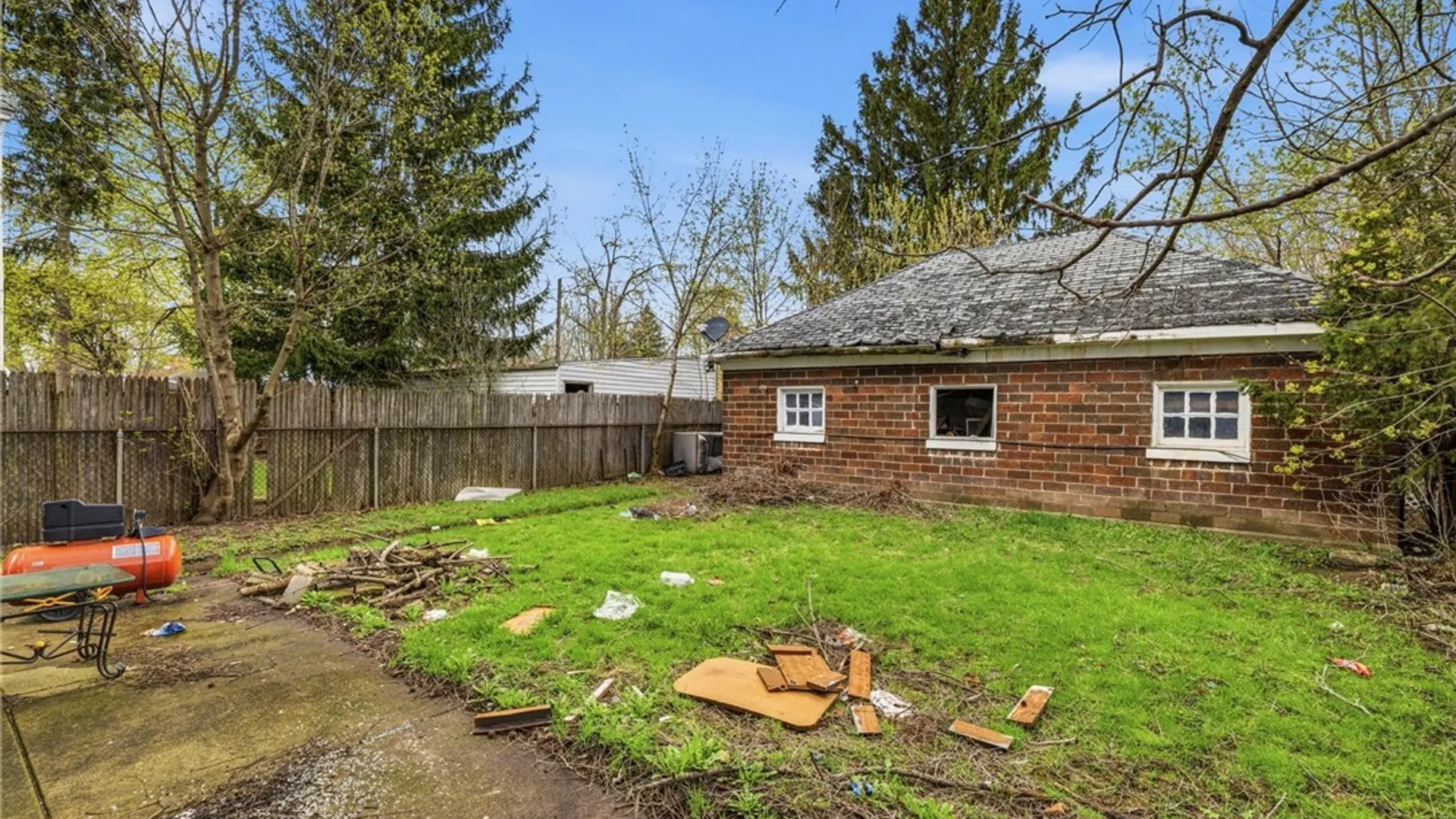 Property at 2000 La Salle Avenue, Niagara Falls, NY 14301 36