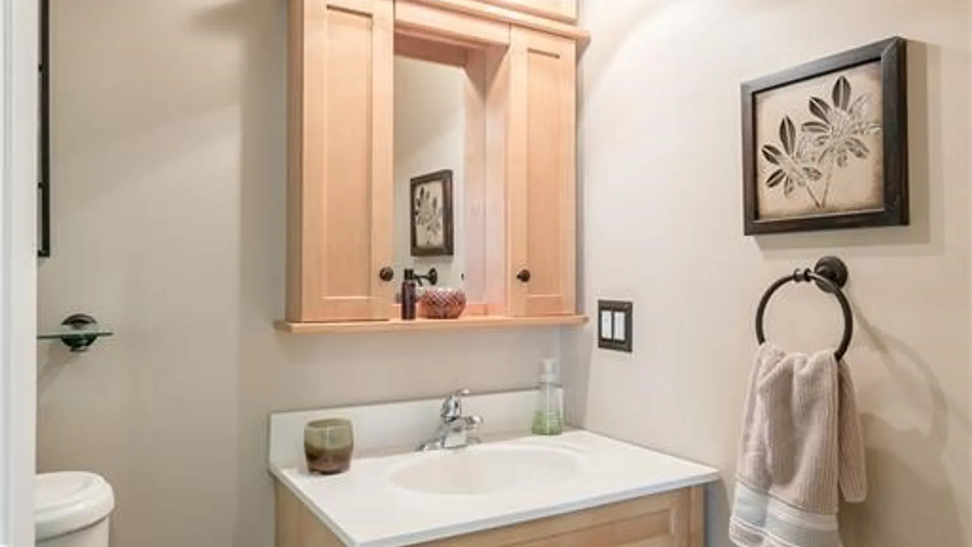 Property at 251 Beaconview Court, Irondequoit, NY 14617 14