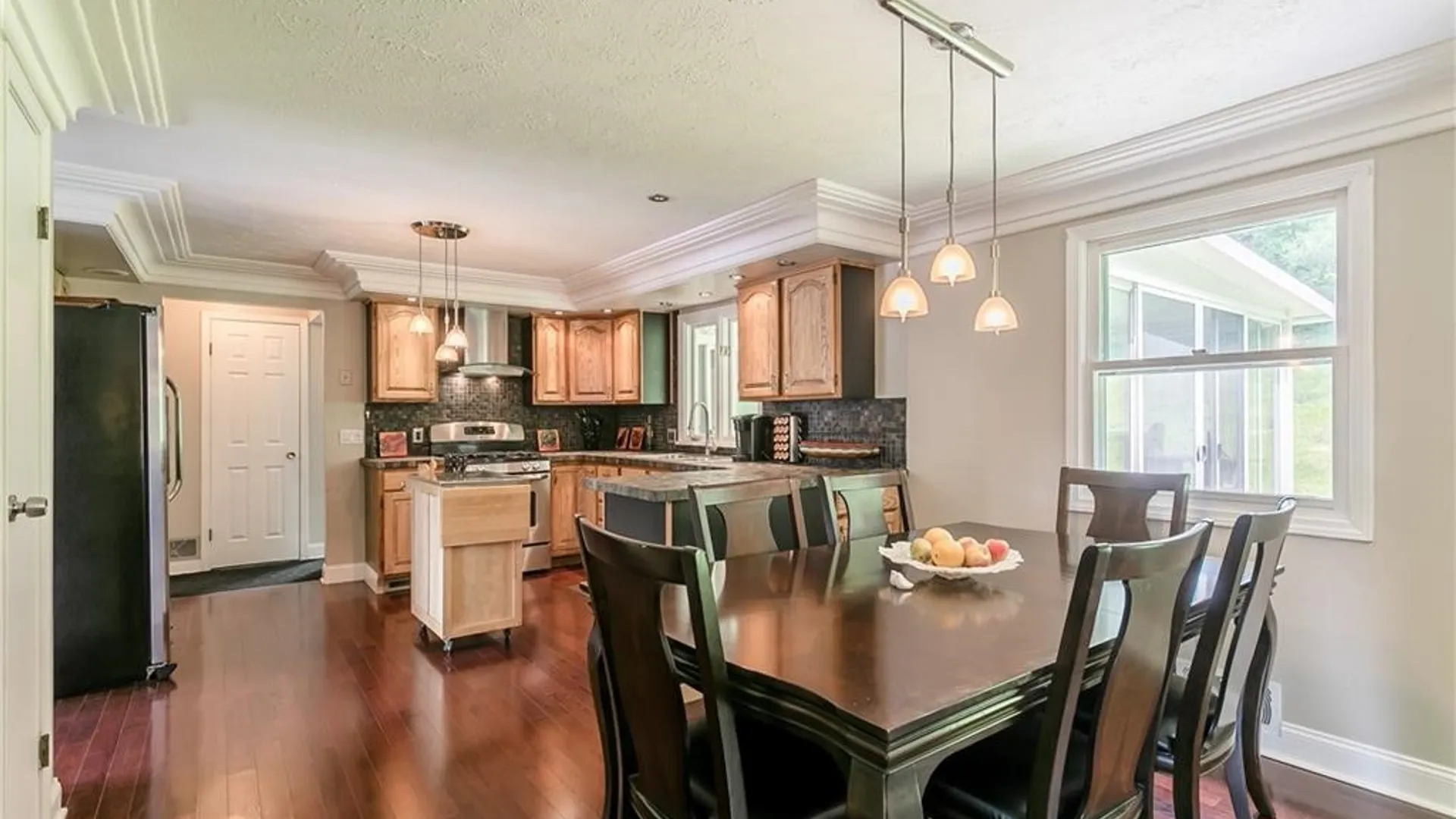 Property at 251 Beaconview Court, Irondequoit, NY 14617 8