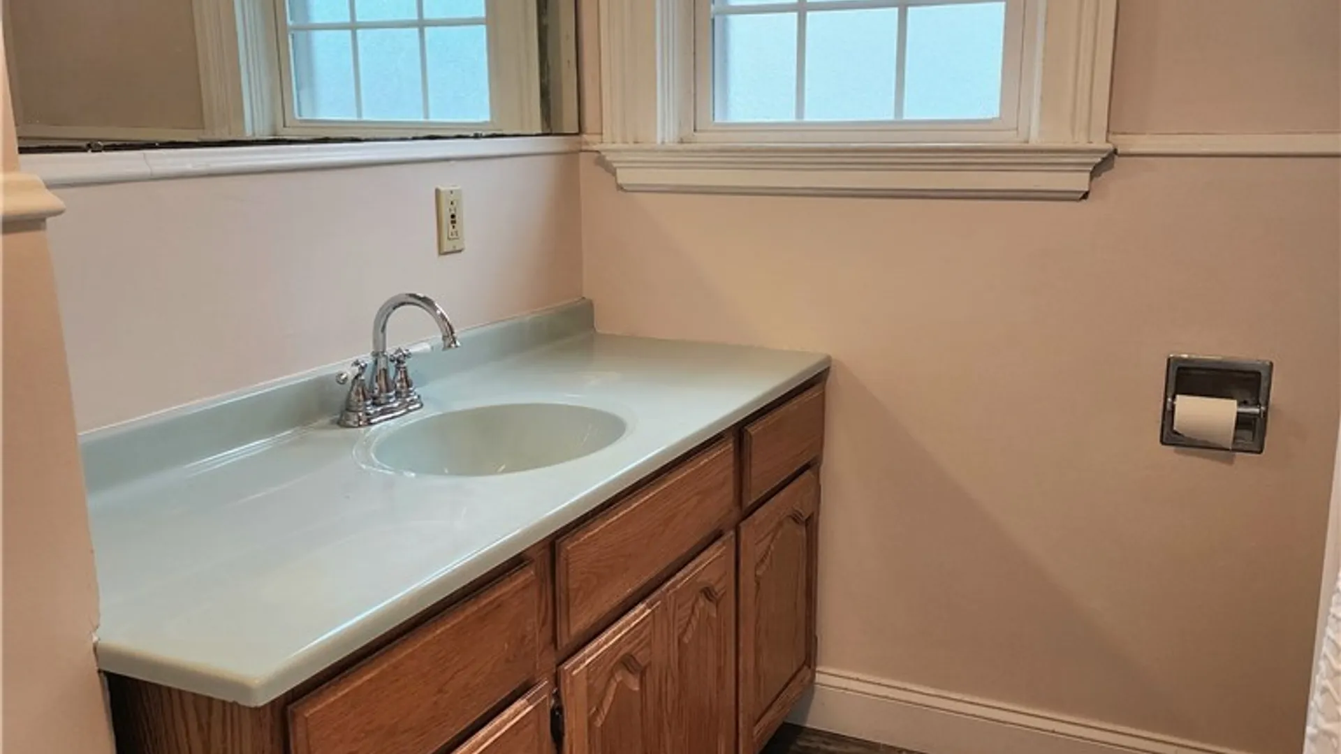 Property at 135 Cayuga Street, Oswego, NY 13126 33