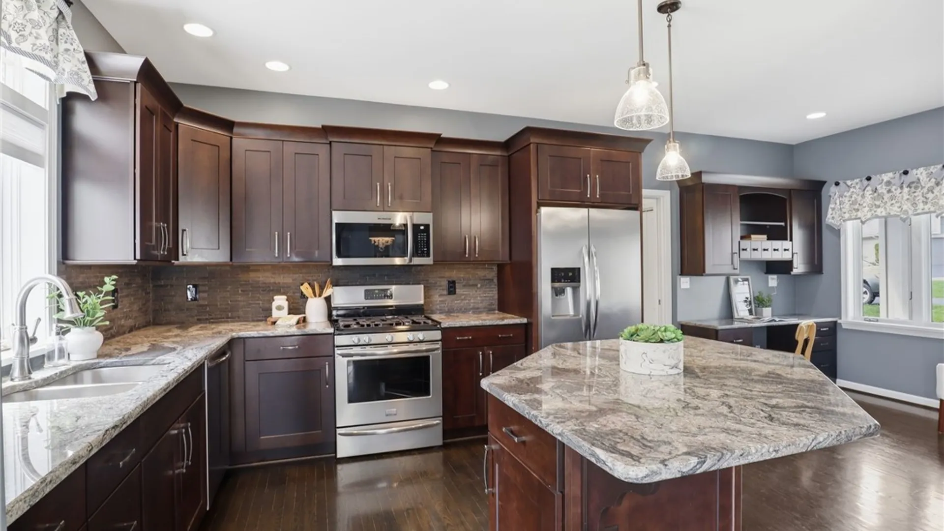 Property at 28 Bristol View Drive, Perinton, NY 14450 10