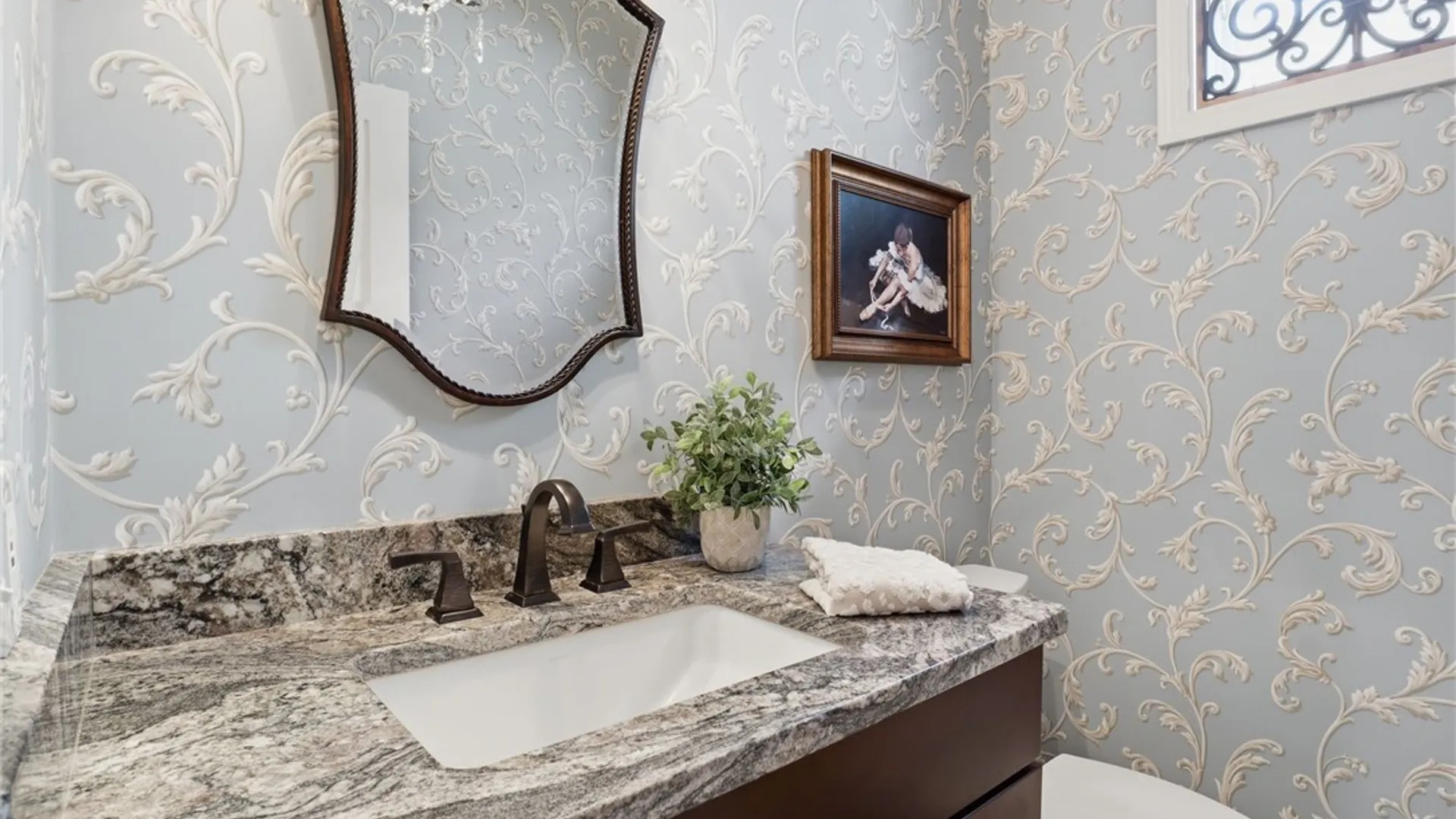 Property at 28 Bristol View Drive, Perinton, NY 14450 25