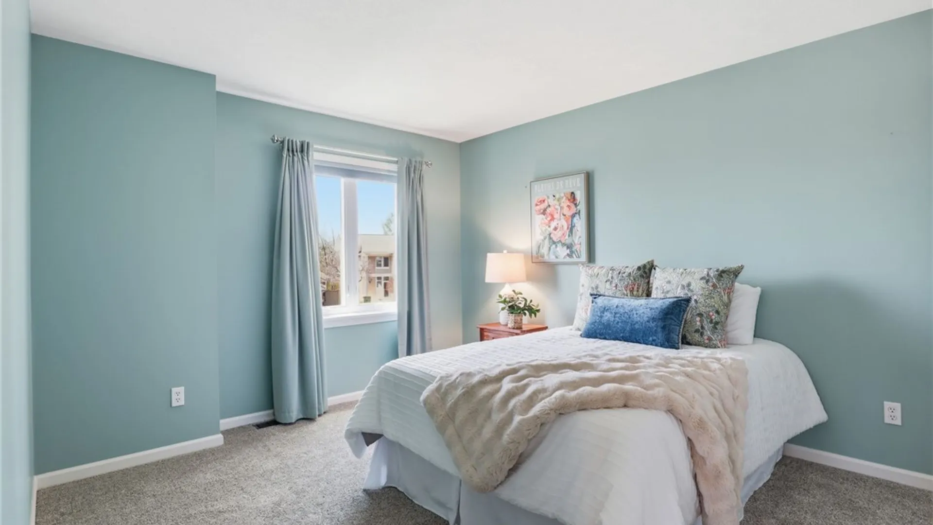 Property at 28 Bristol View Drive, Perinton, NY 14450 22