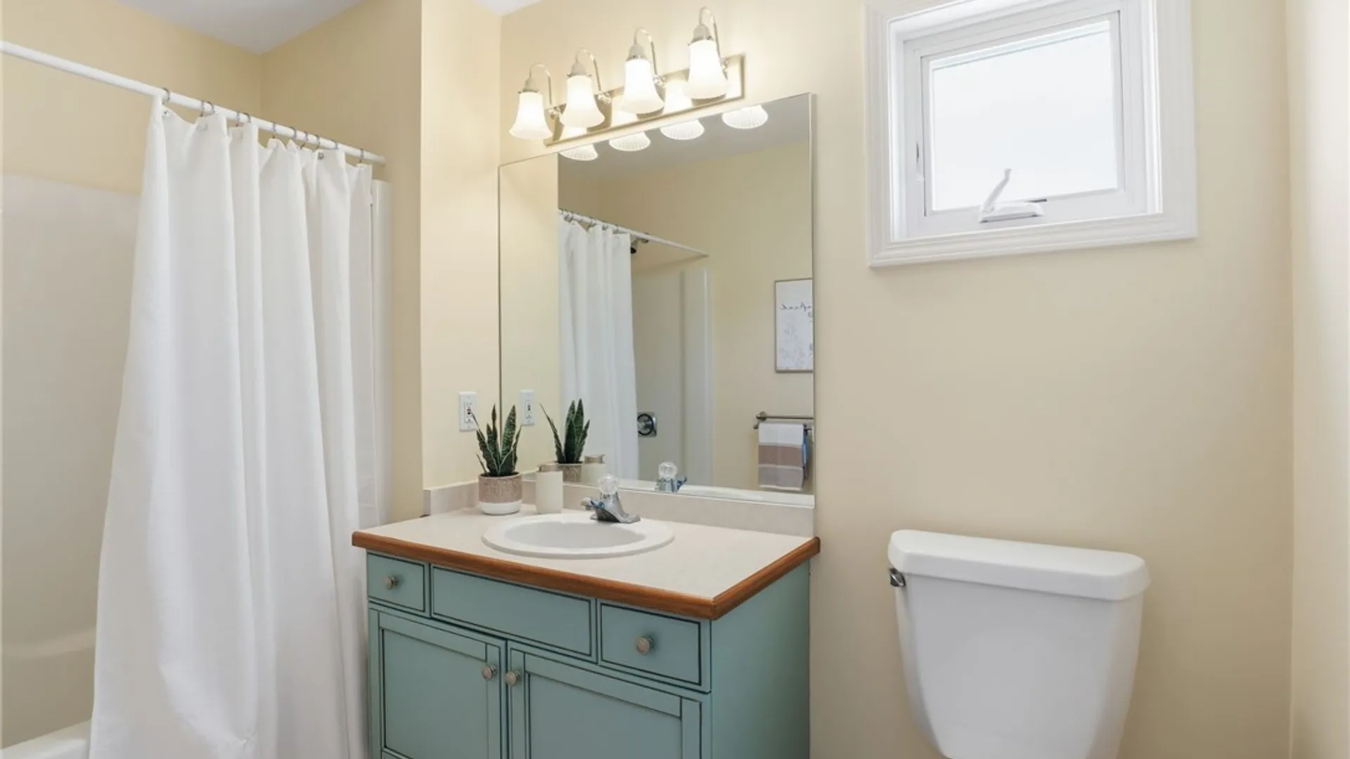 Property at 28 Bristol View Drive, Perinton, NY 14450 26