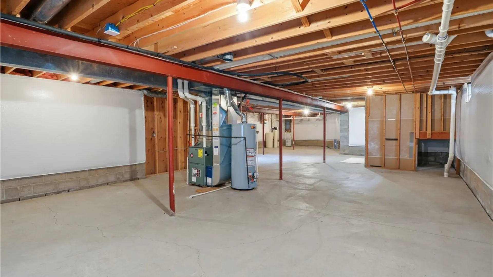 Property at 28 Bristol View Drive, Perinton, NY 14450 29