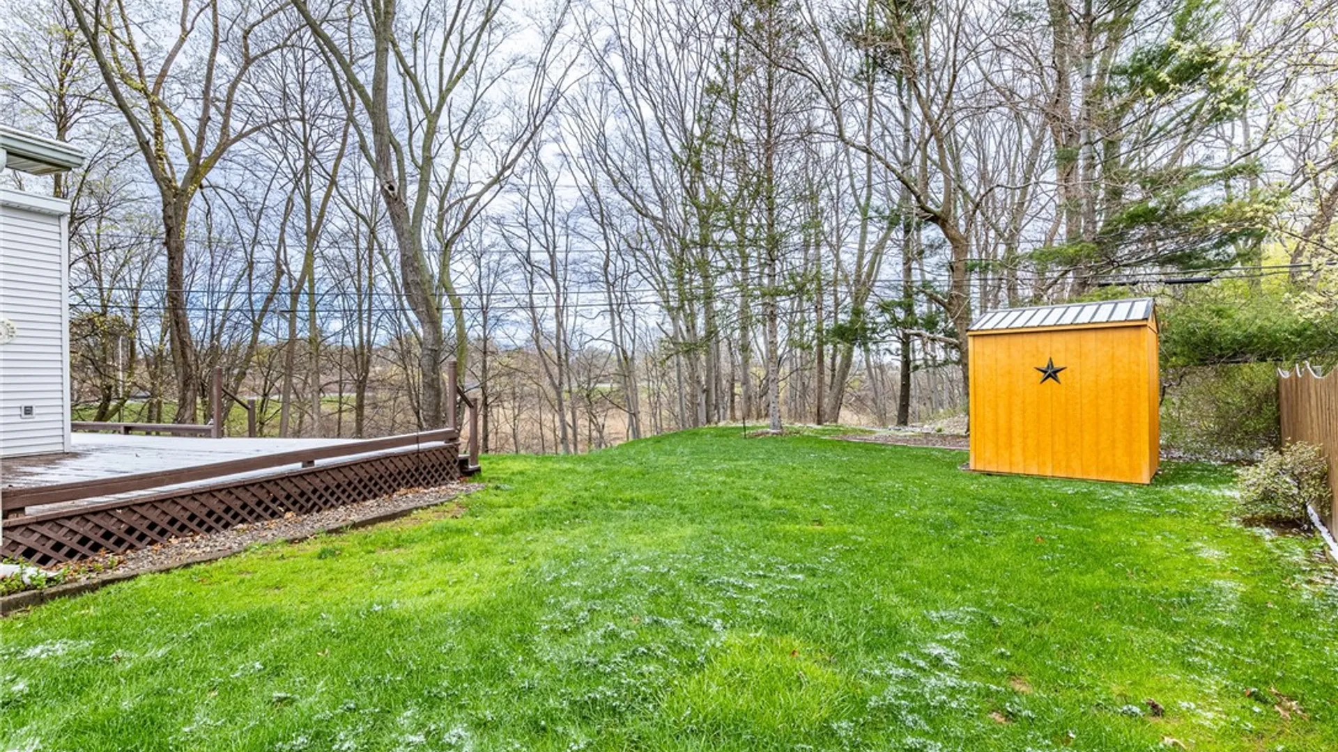 Property at 40 Carlsam Circle, Irondequoit, NY 14609 23