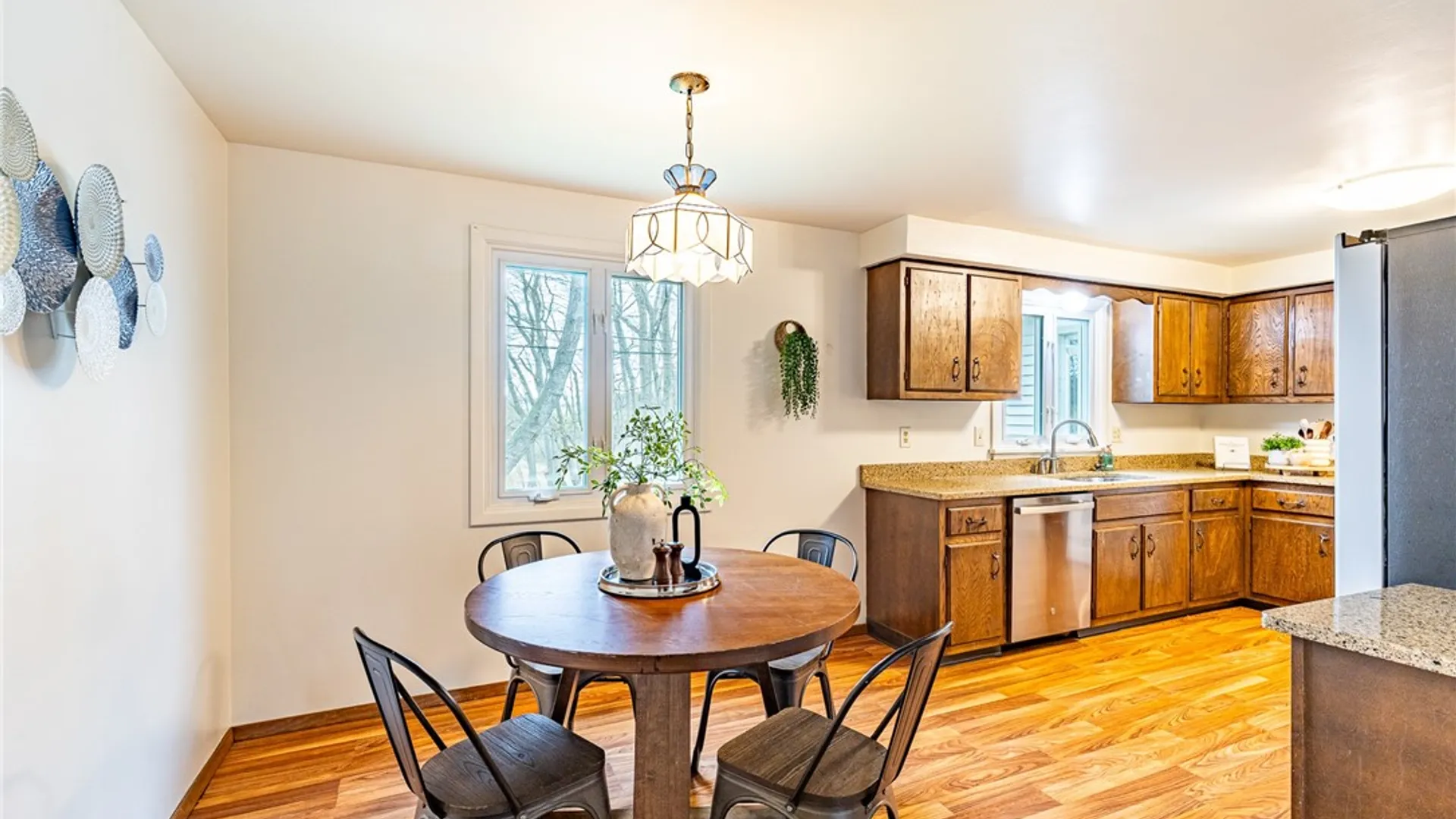 Property at 40 Carlsam Circle, Irondequoit, NY 14609 5