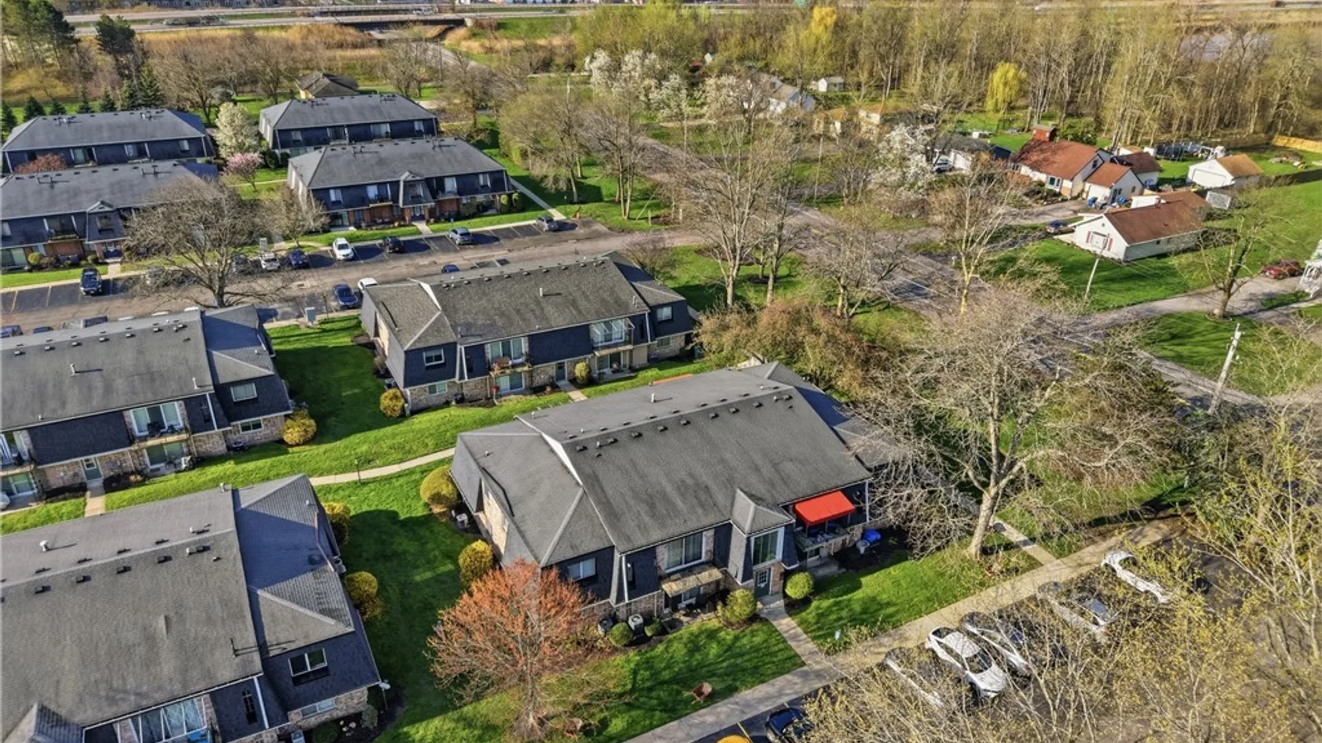 Property at 130 Foxberry Drive, Amherst, NY 14068 28