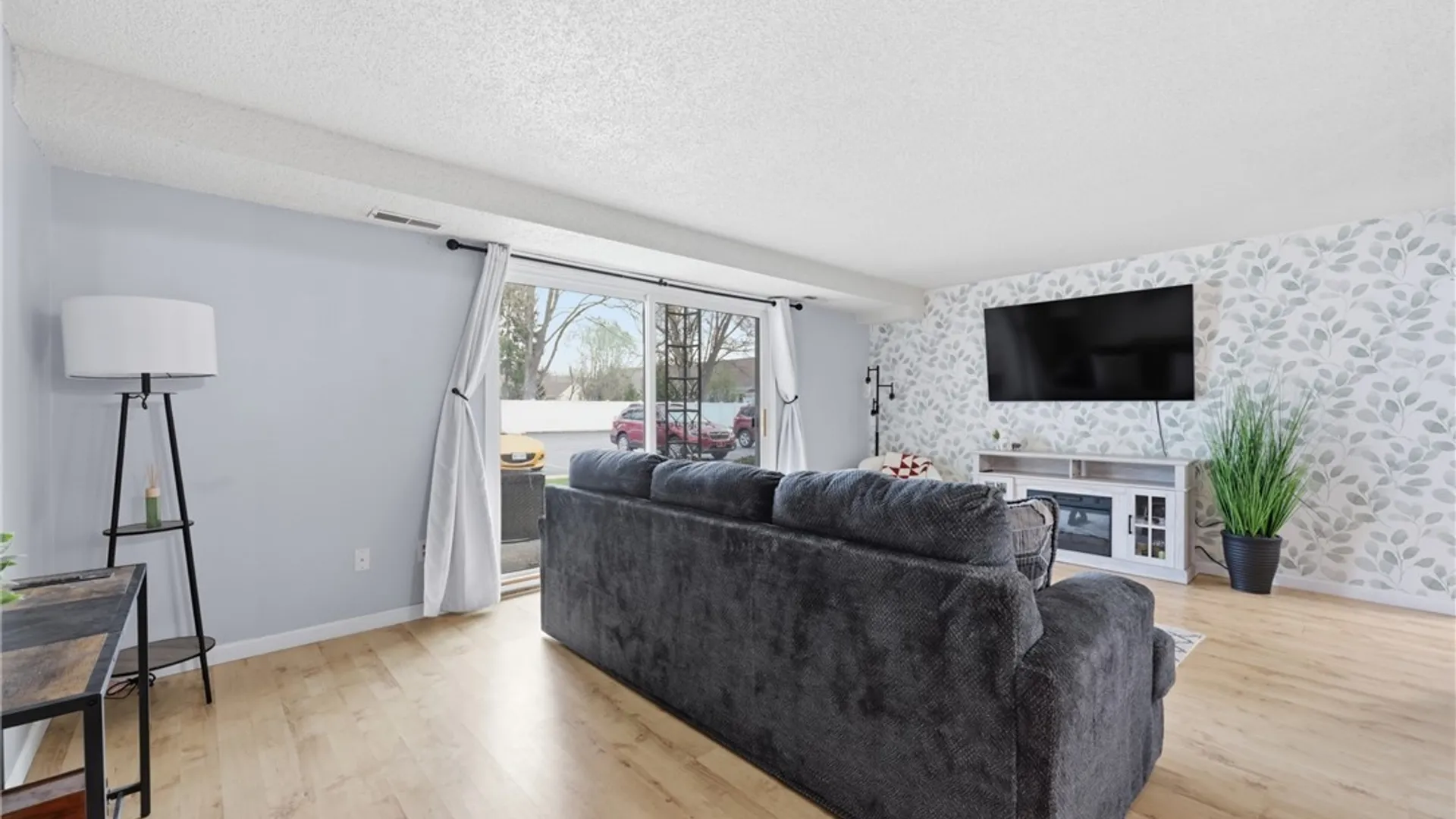 Property at 130 Foxberry Drive, Amherst, NY 14068 5