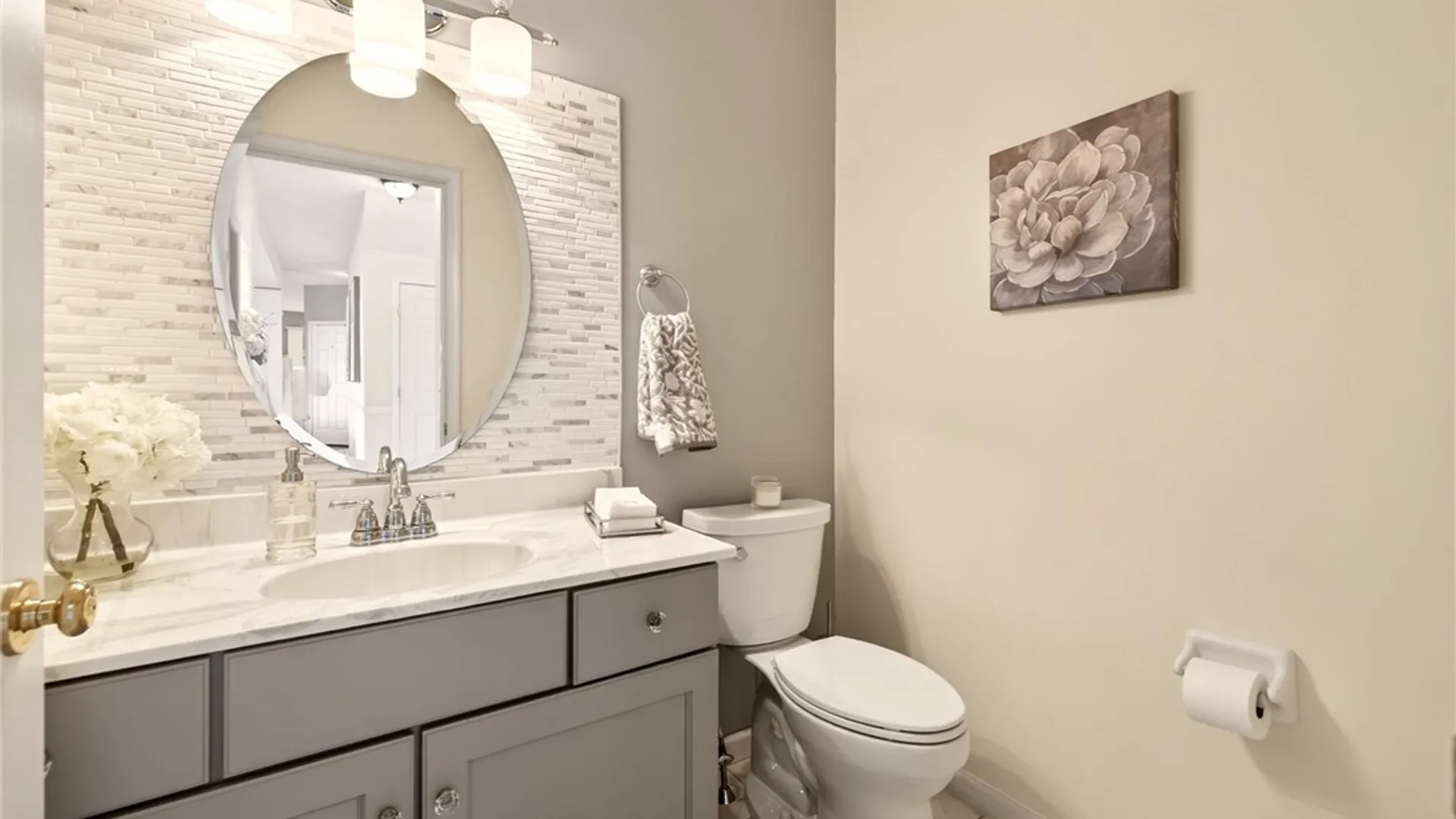 Property at 22 Stanford Way, Perinton, NY 14450 11