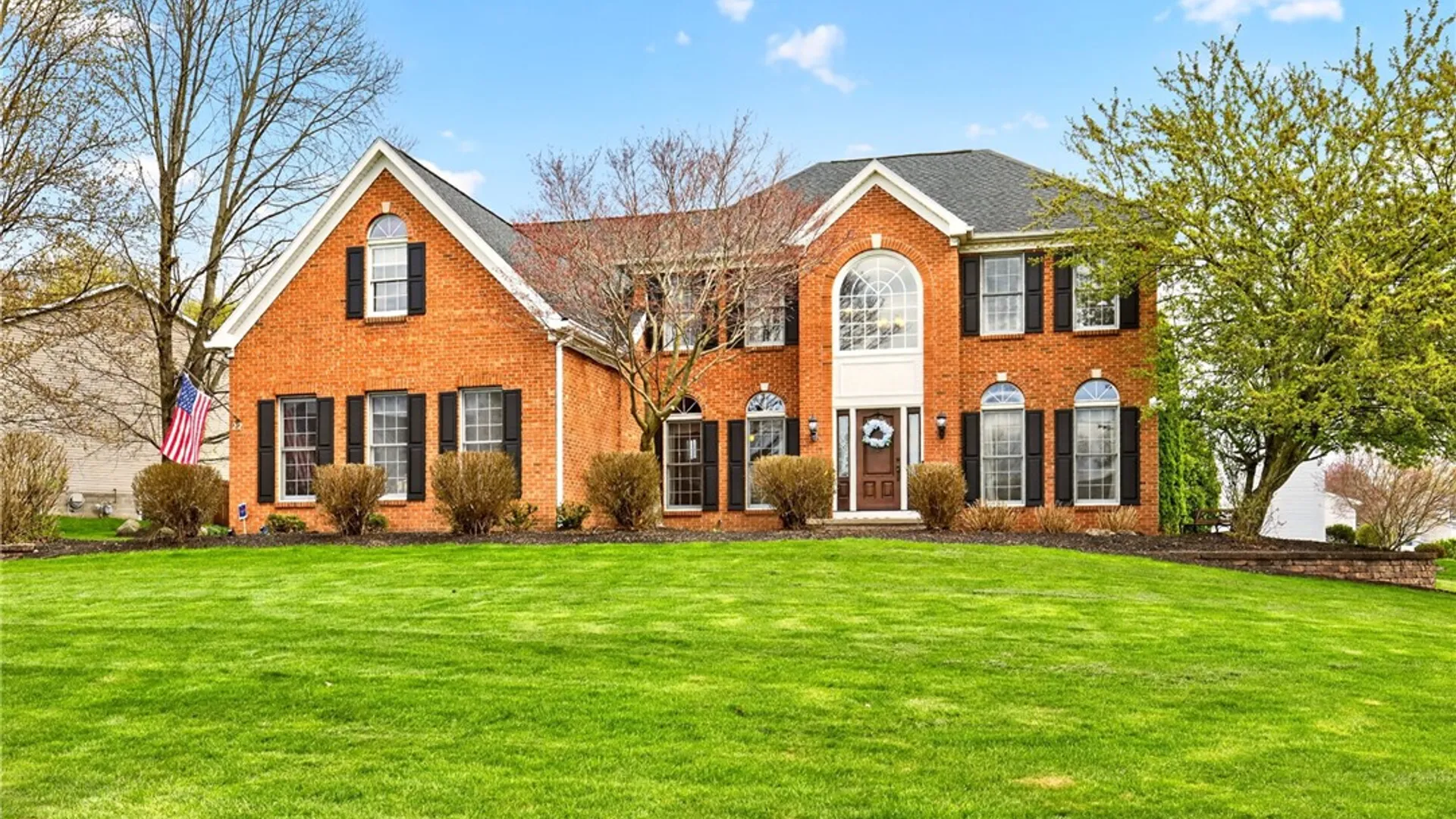 Property at 22 Stanford Way, Perinton, NY 14450 3