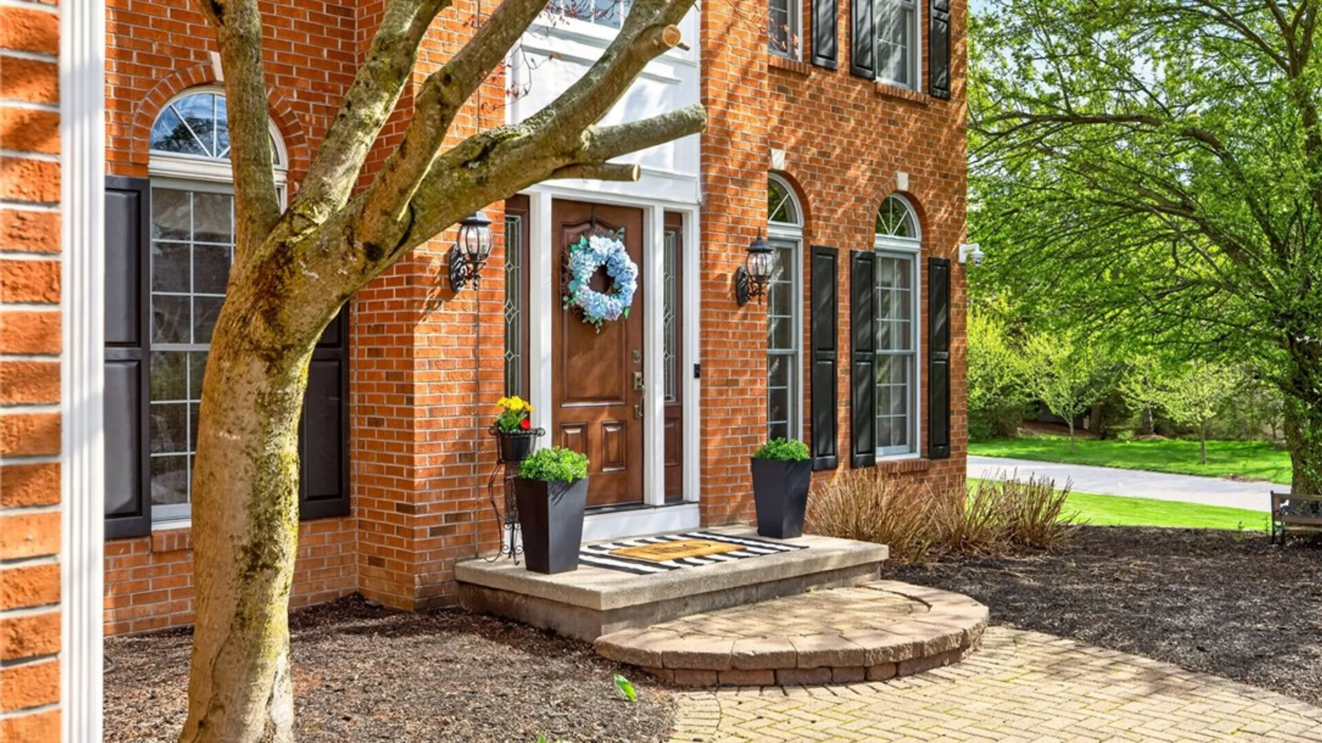 Property at 22 Stanford Way, Perinton, NY 14450 4