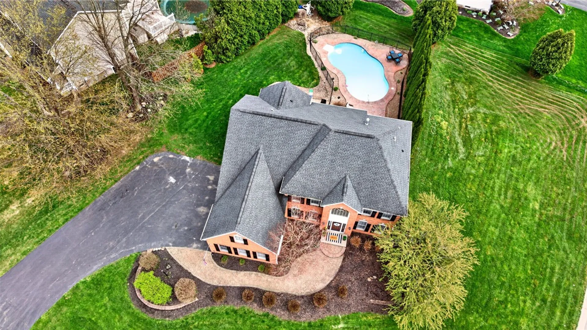 Property at 22 Stanford Way, Perinton, NY 14450 49