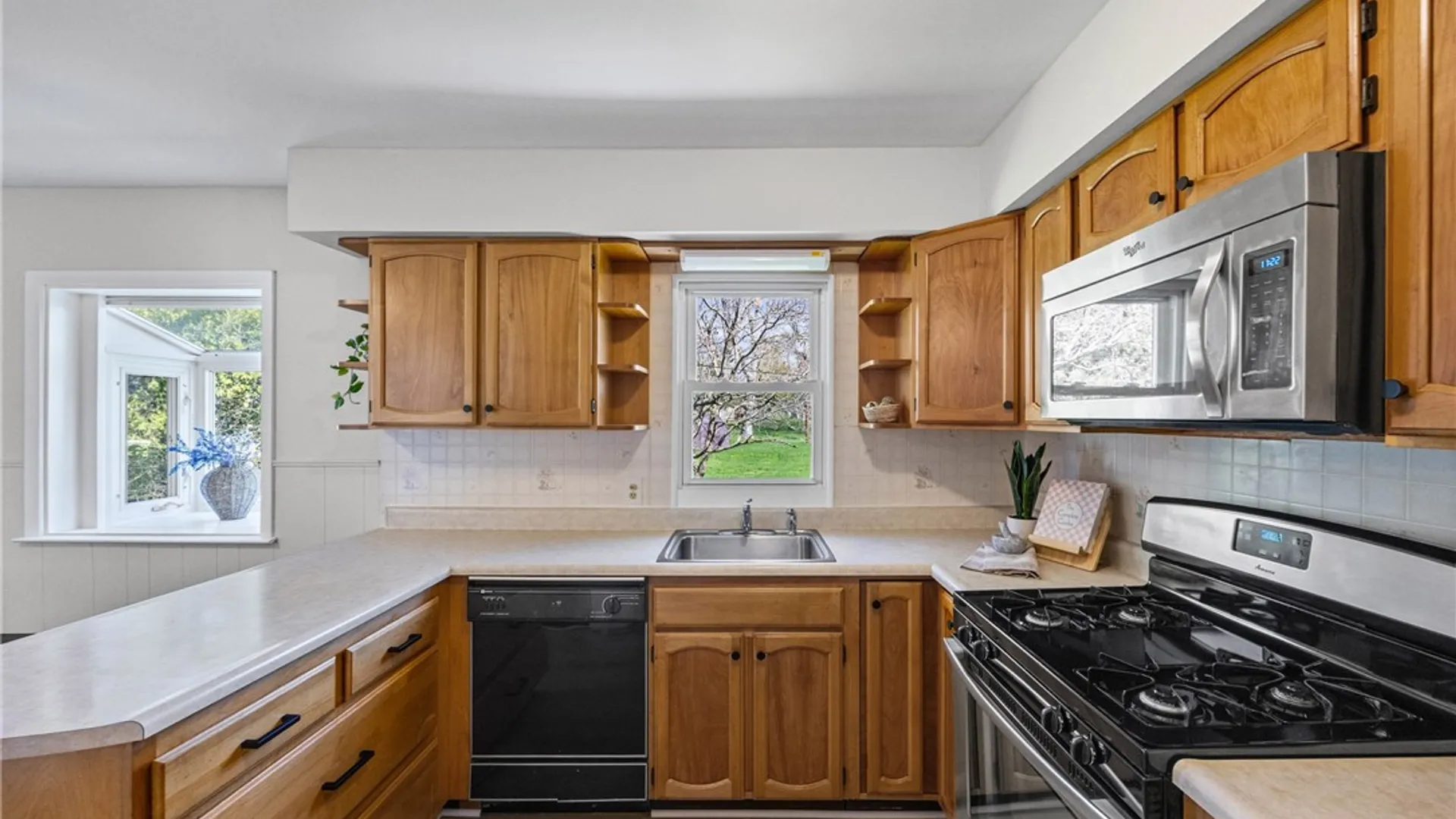 Property at 21 Andony Lane, Chili, NY 14624 20